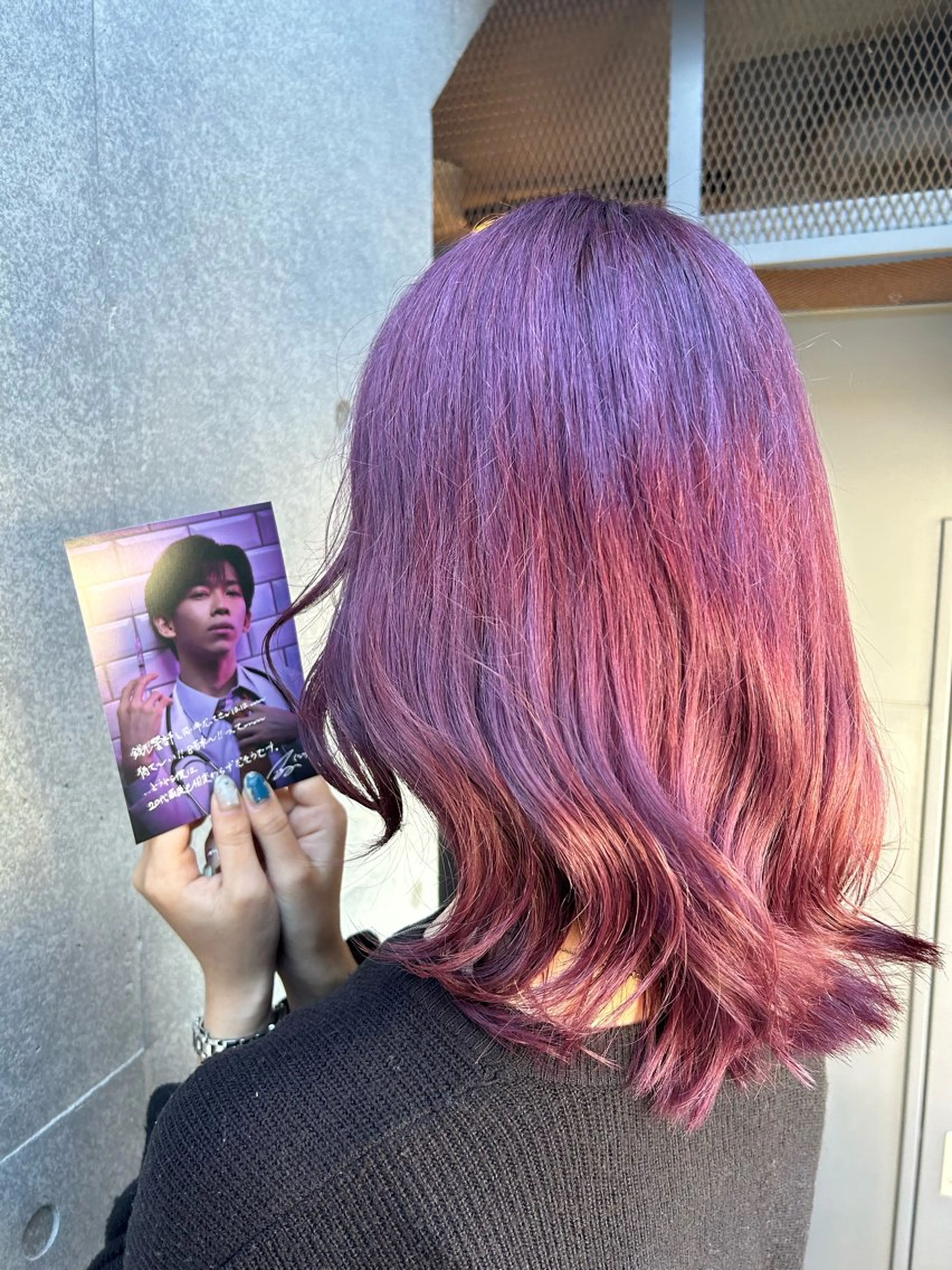 セミロング ぱつっとボブ/Wカラ ー/ことこ🍒のヘアスタイル