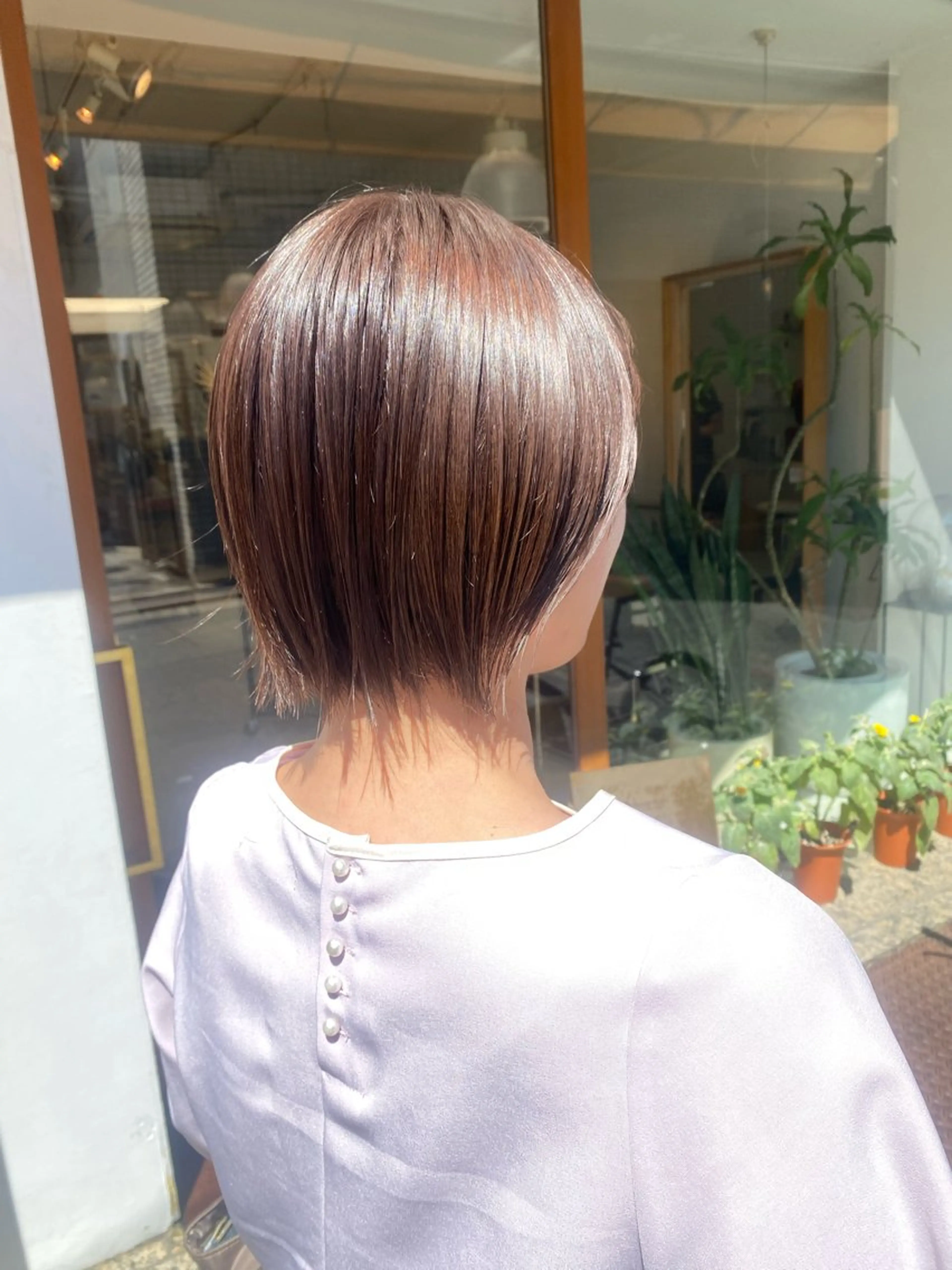 ショート カラー カット ヘアカラー トリートメント 安永 涼のヘアスタイル