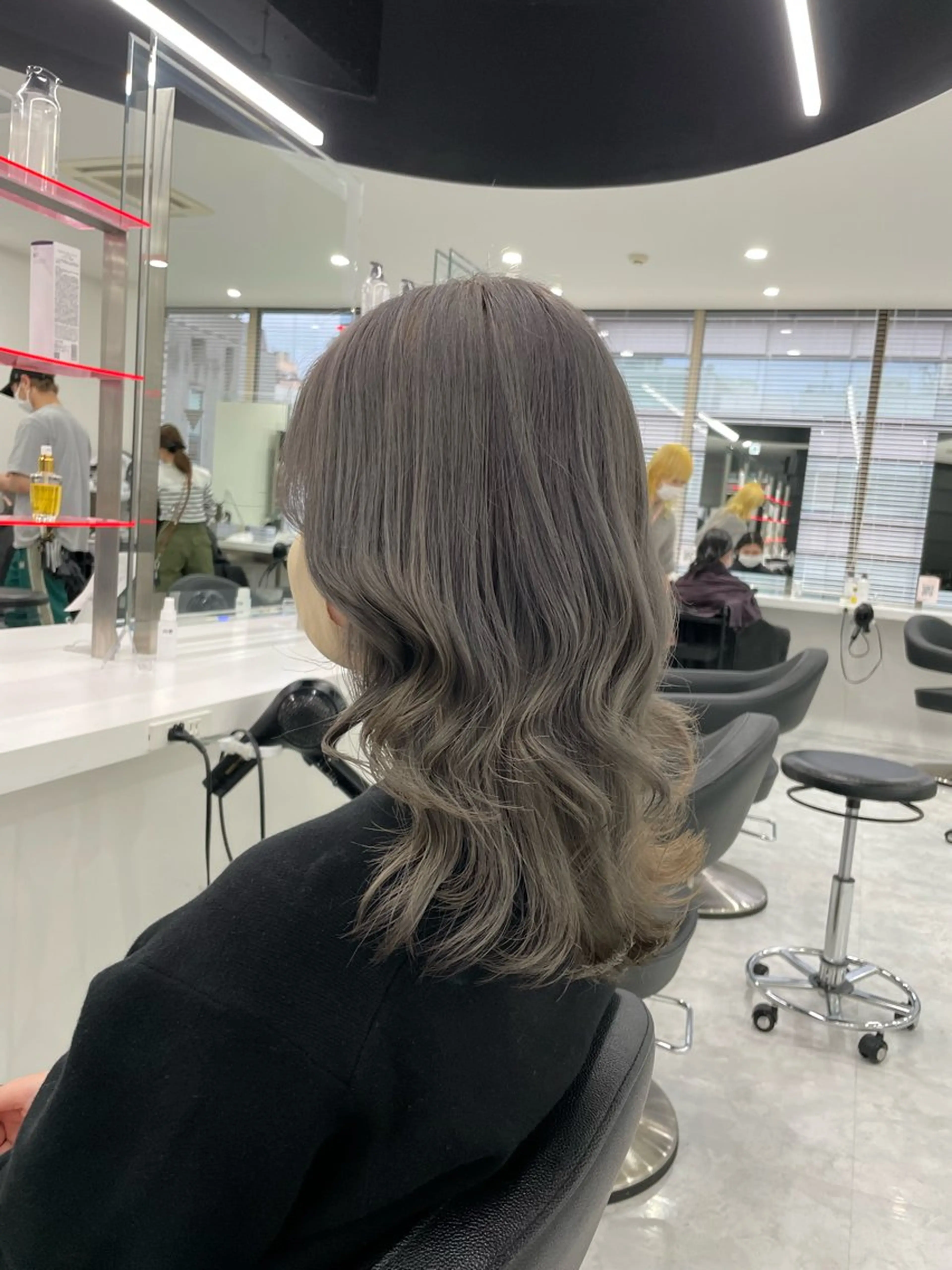 セミロング 💍大人デザイン /ハイトーン♡リクトのヘアスタイル