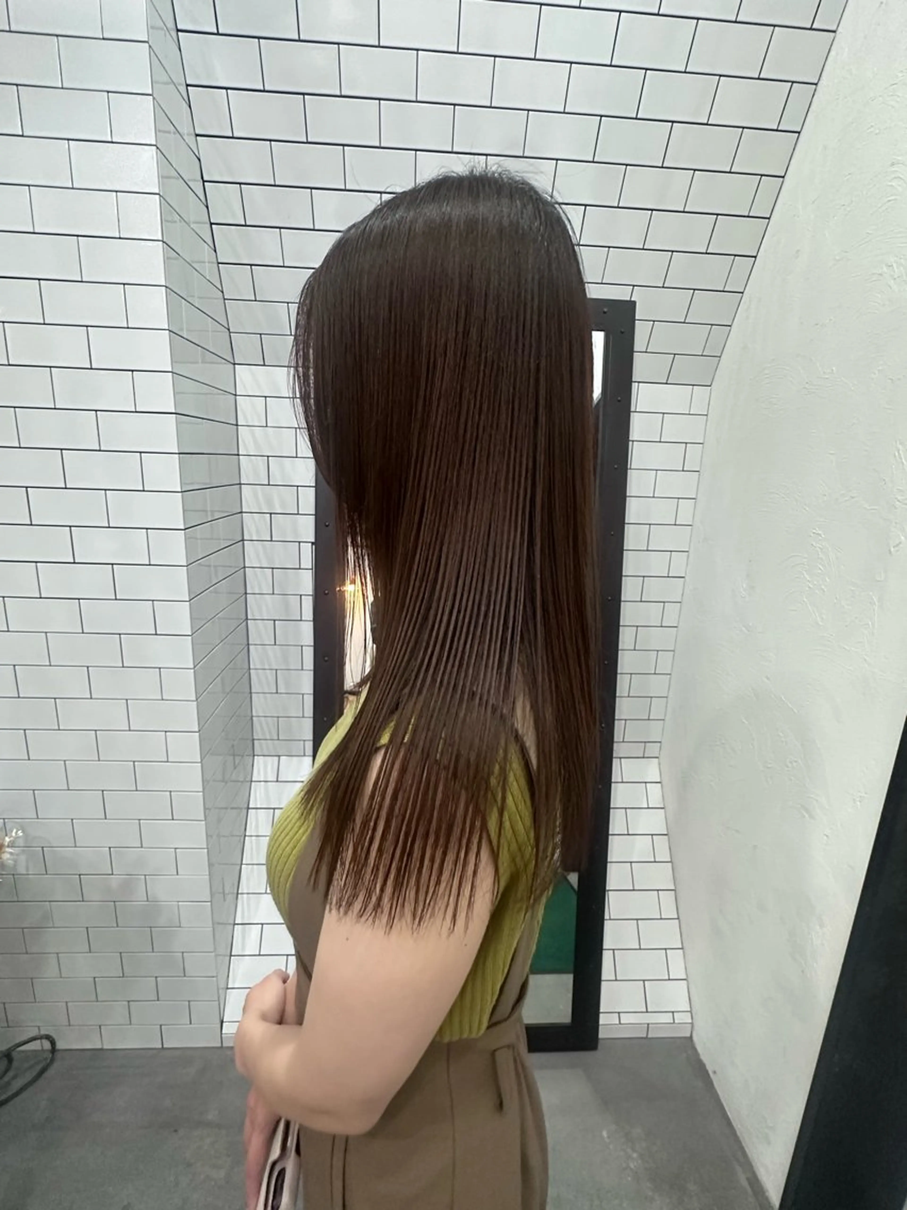 セミロング カット 縮毛矯正 トリートメント 妙見 知洋のヘアスタイル