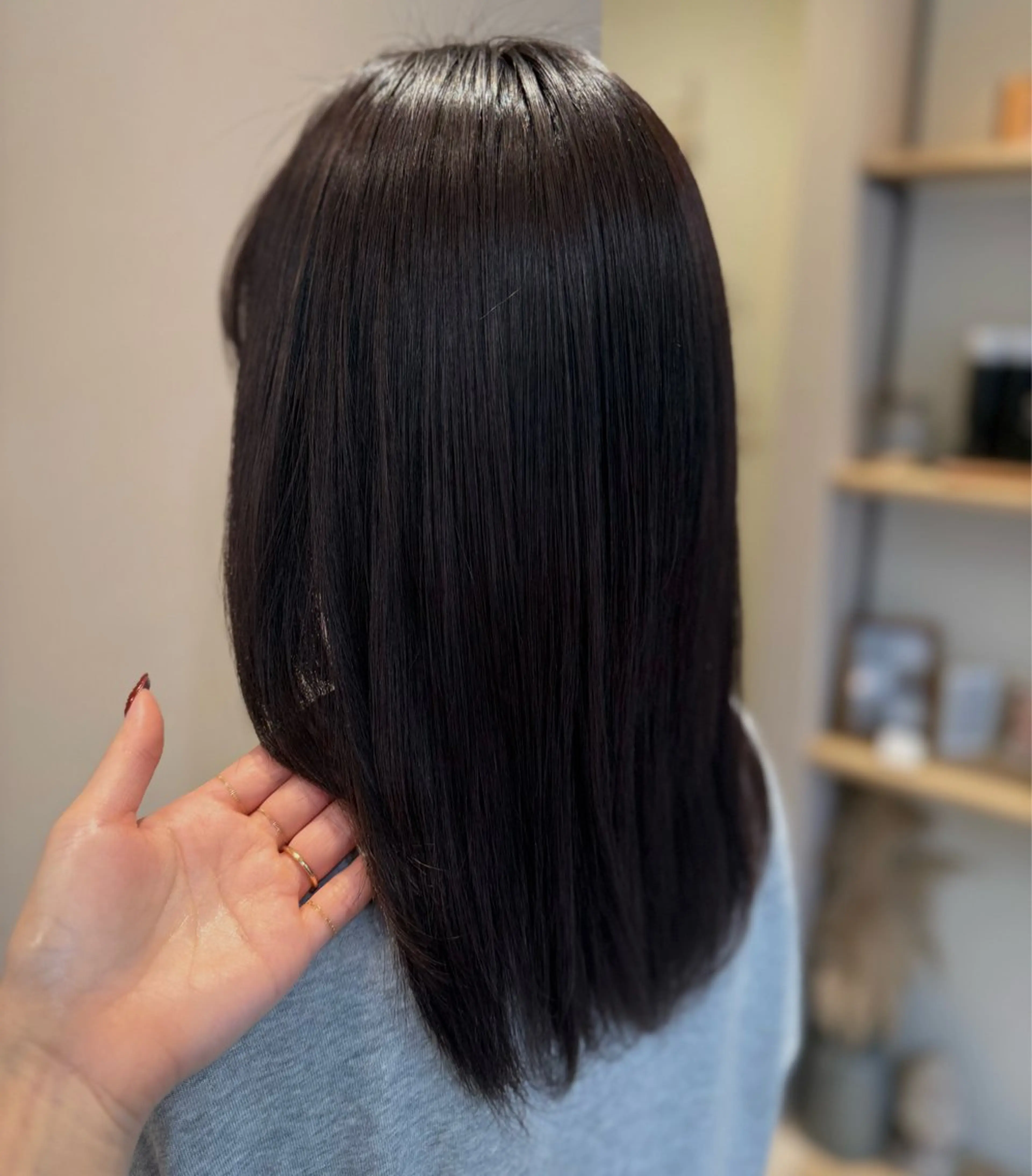 ミディアム カラー カット ヘアカラー SOLO BEAUTY SALON所属・🩶EM ILY🩶のヘアスタイル