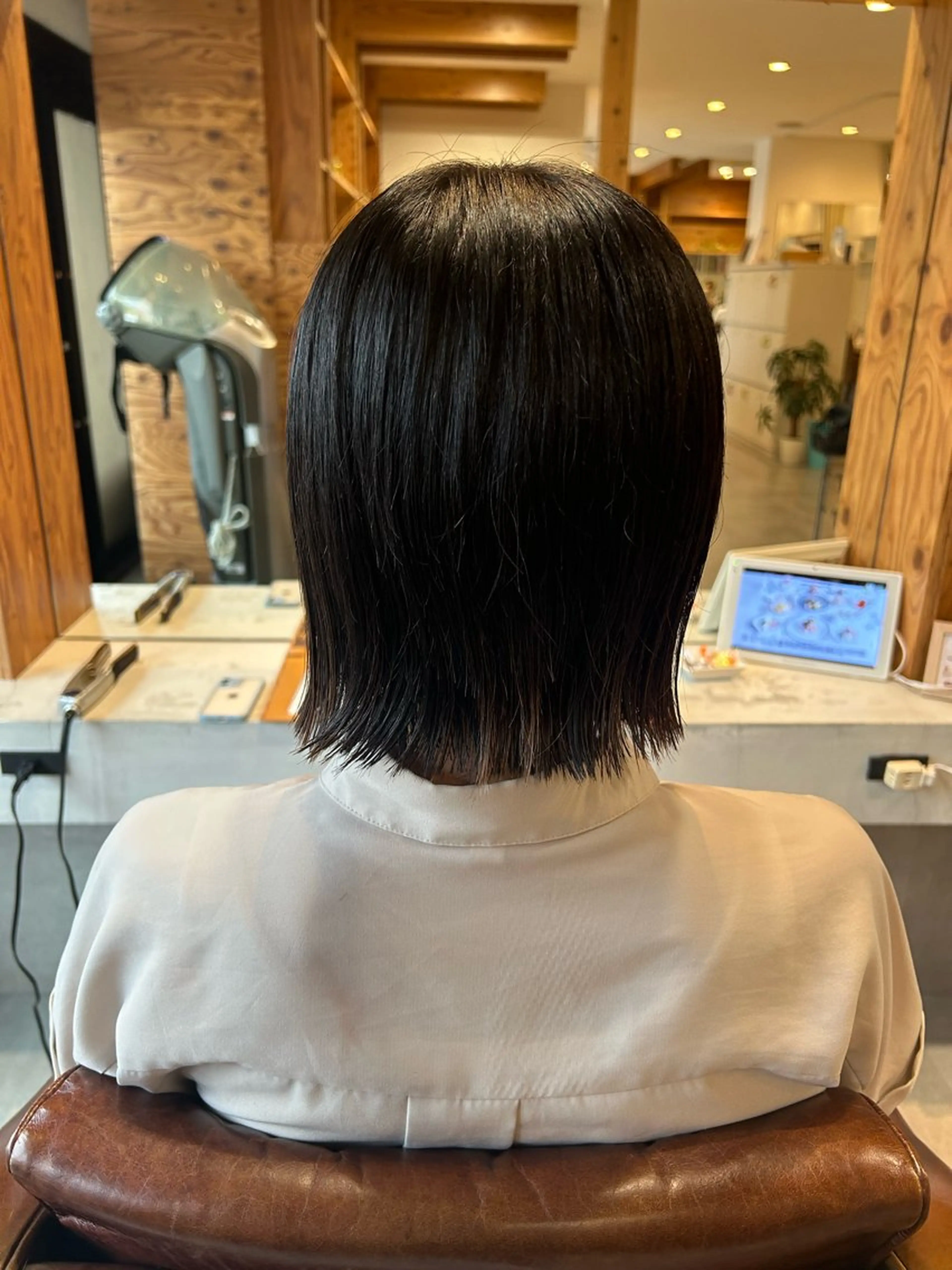 ショート ボブ adorable 樋口円のヘアスタイル
