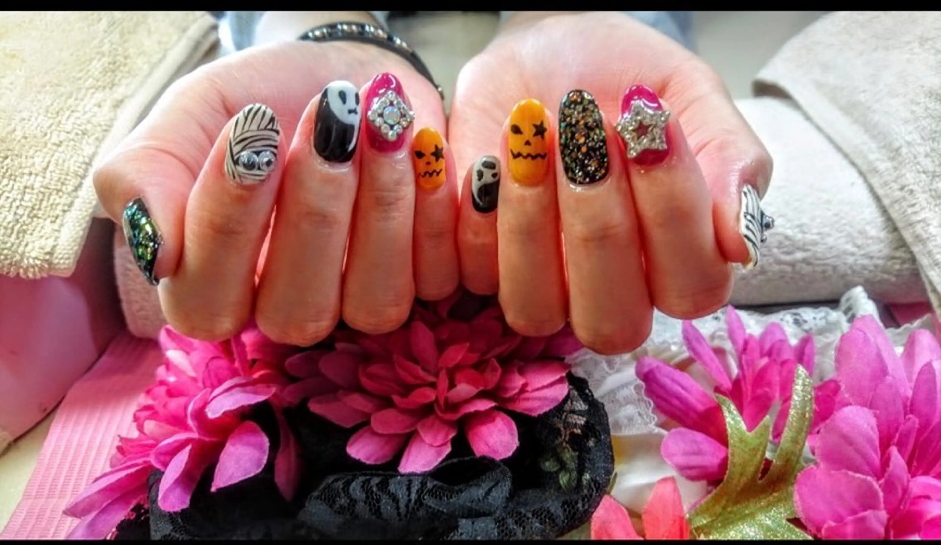 ネイル ハロウィン eyenailist NANAのネイルデザイン