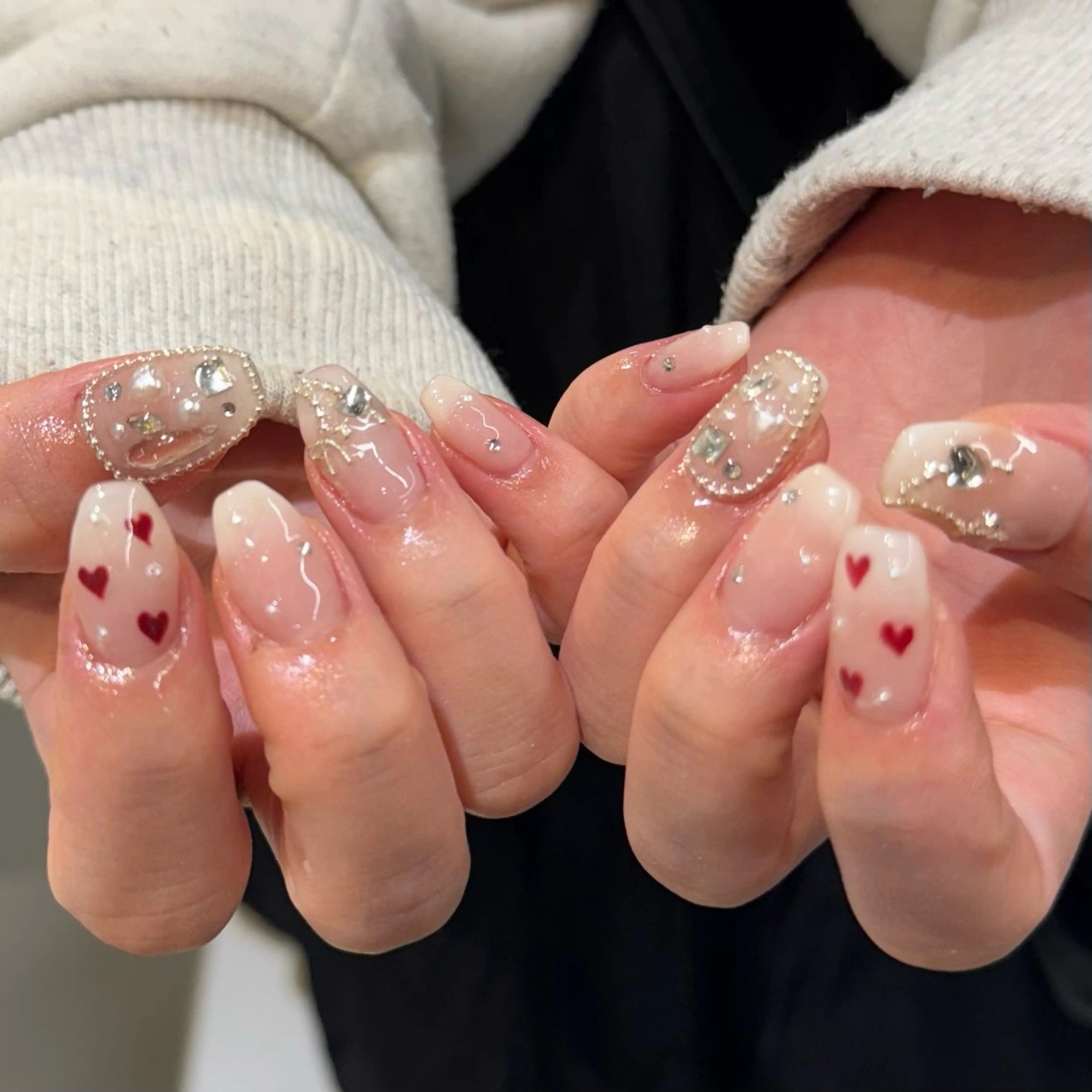 ネイル ハンドネイル ハンドケア Chizuru ☾ ໋のネイルデザイン