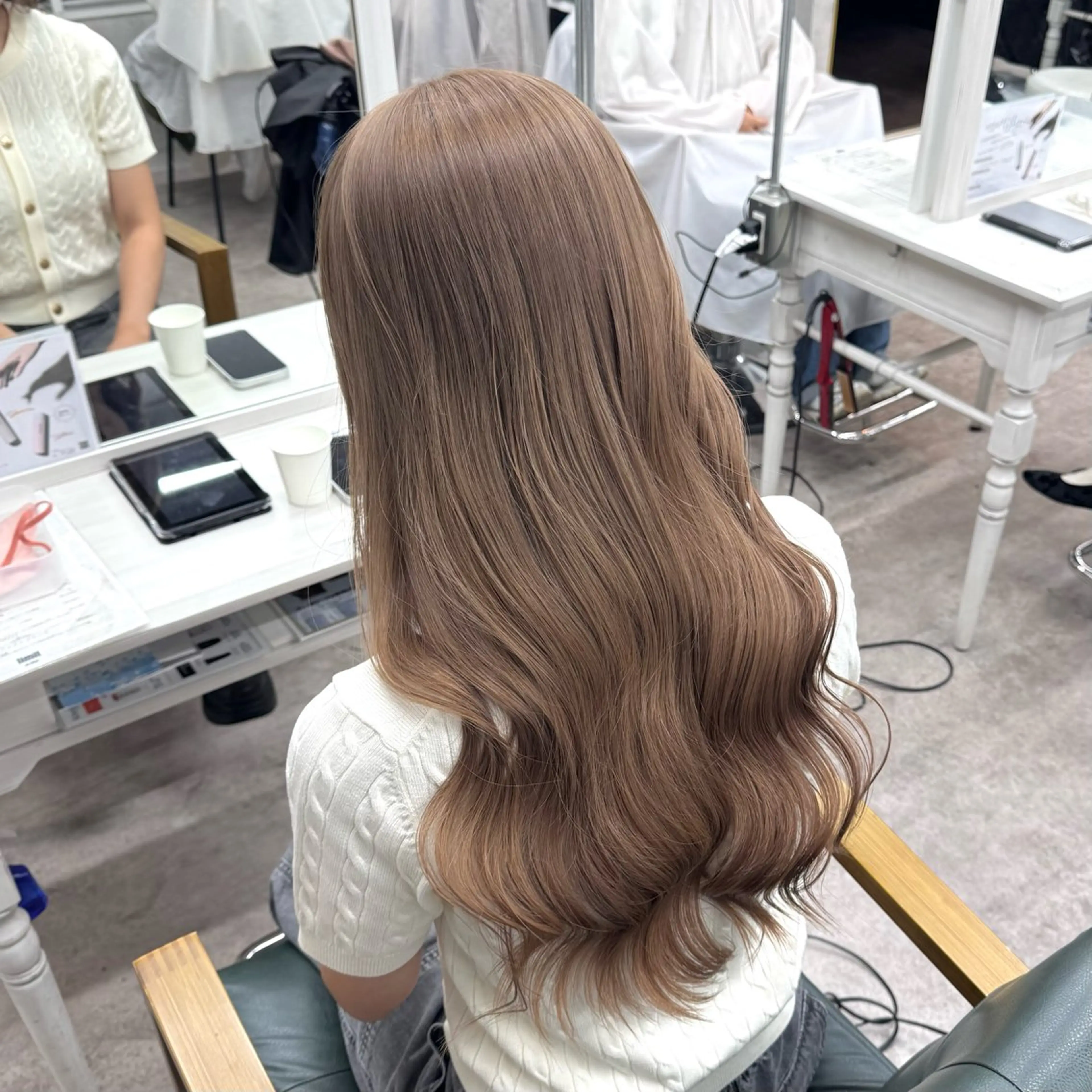 ロング カラー ヘアカラー JUNSHIN🦋 ヘアセット／カラーのヘアスタイル