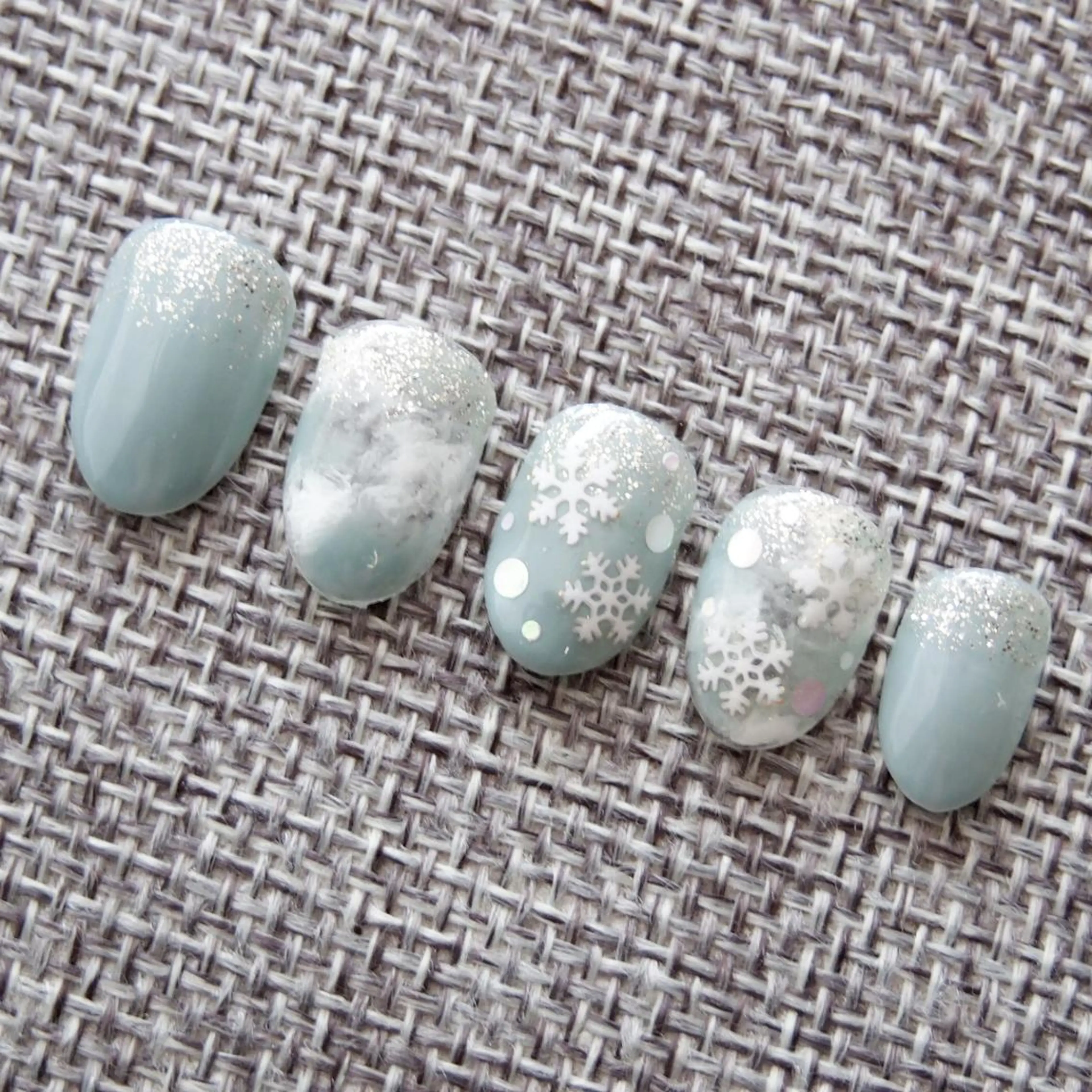 ネイル 山田 麻衣のネイルデザイン