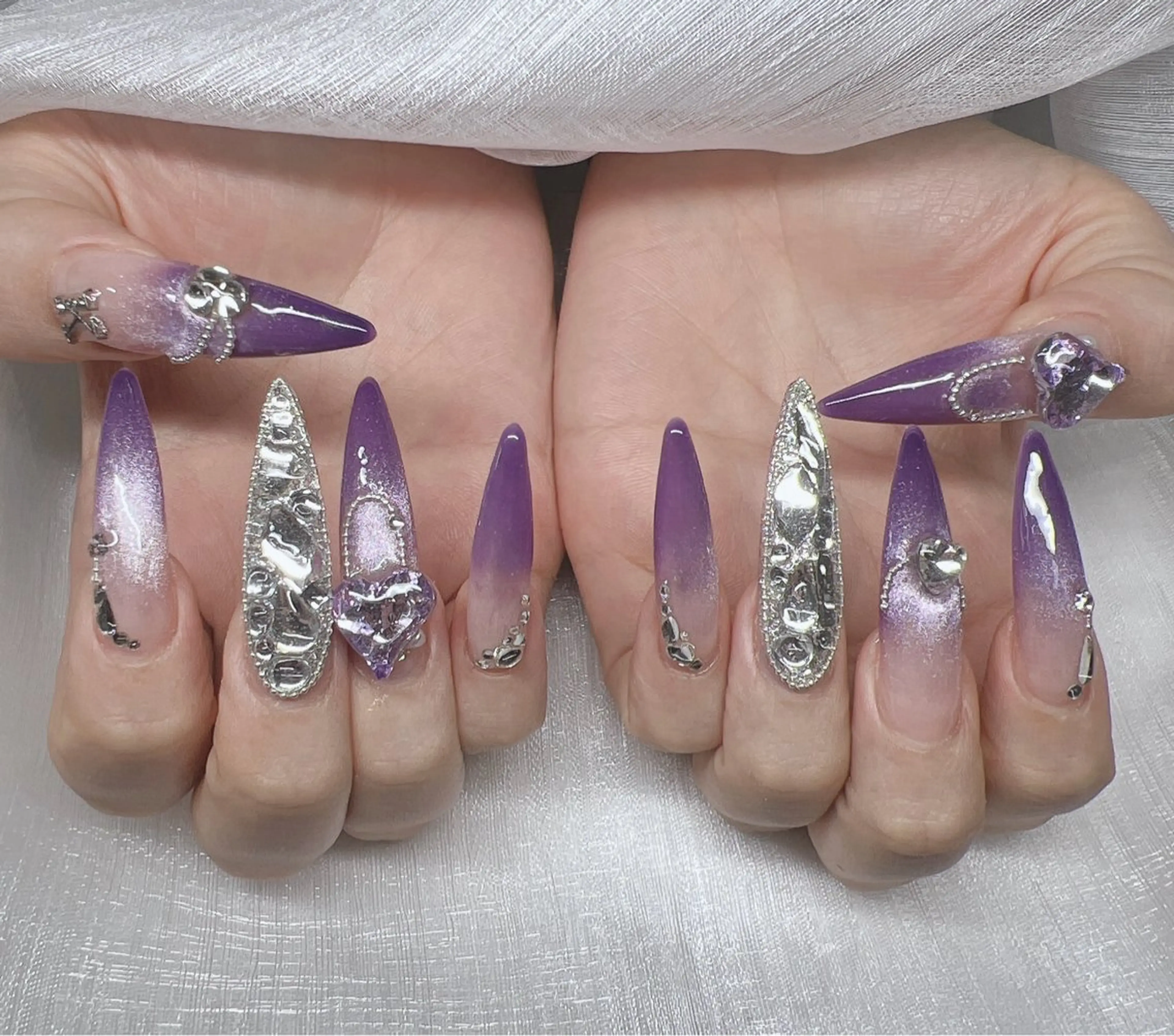 ネイル 長さ出し グラデーション キラキラネイル マグネットネイル ニュアンスネイル ハンドネイル Lee Nails チップ長さだし専門店のネイルデザイン