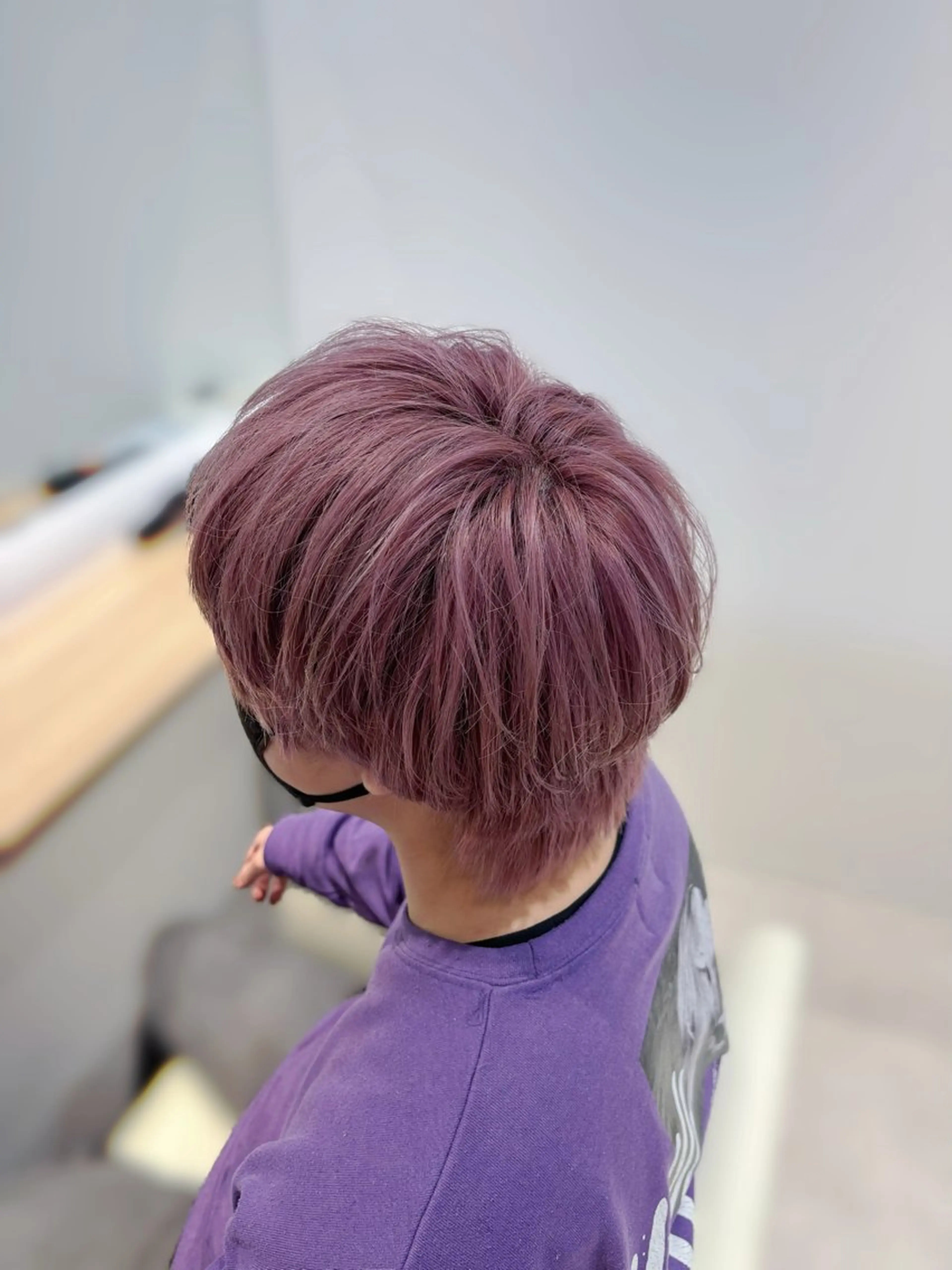 カラー ブリーチ 米倉 陽菜のヘアスタイル