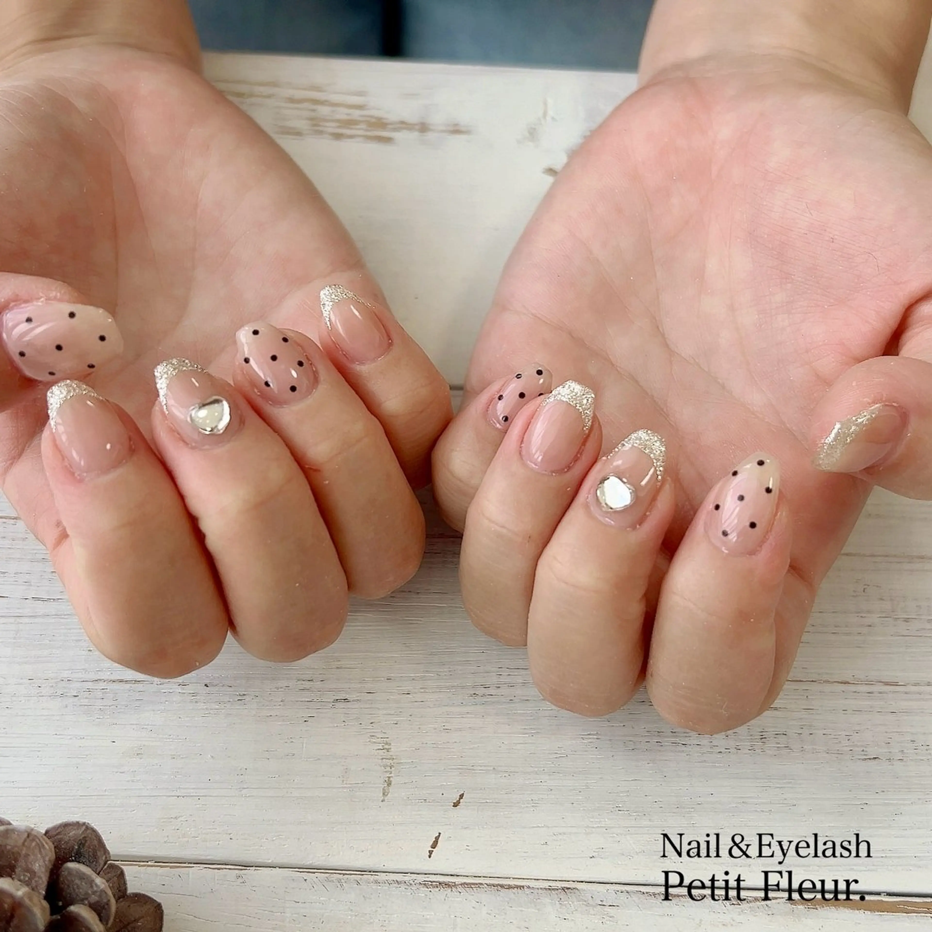 ネイル Petit Fleur所属・青柳 亜梨奈のマツエク・マツパデザイン