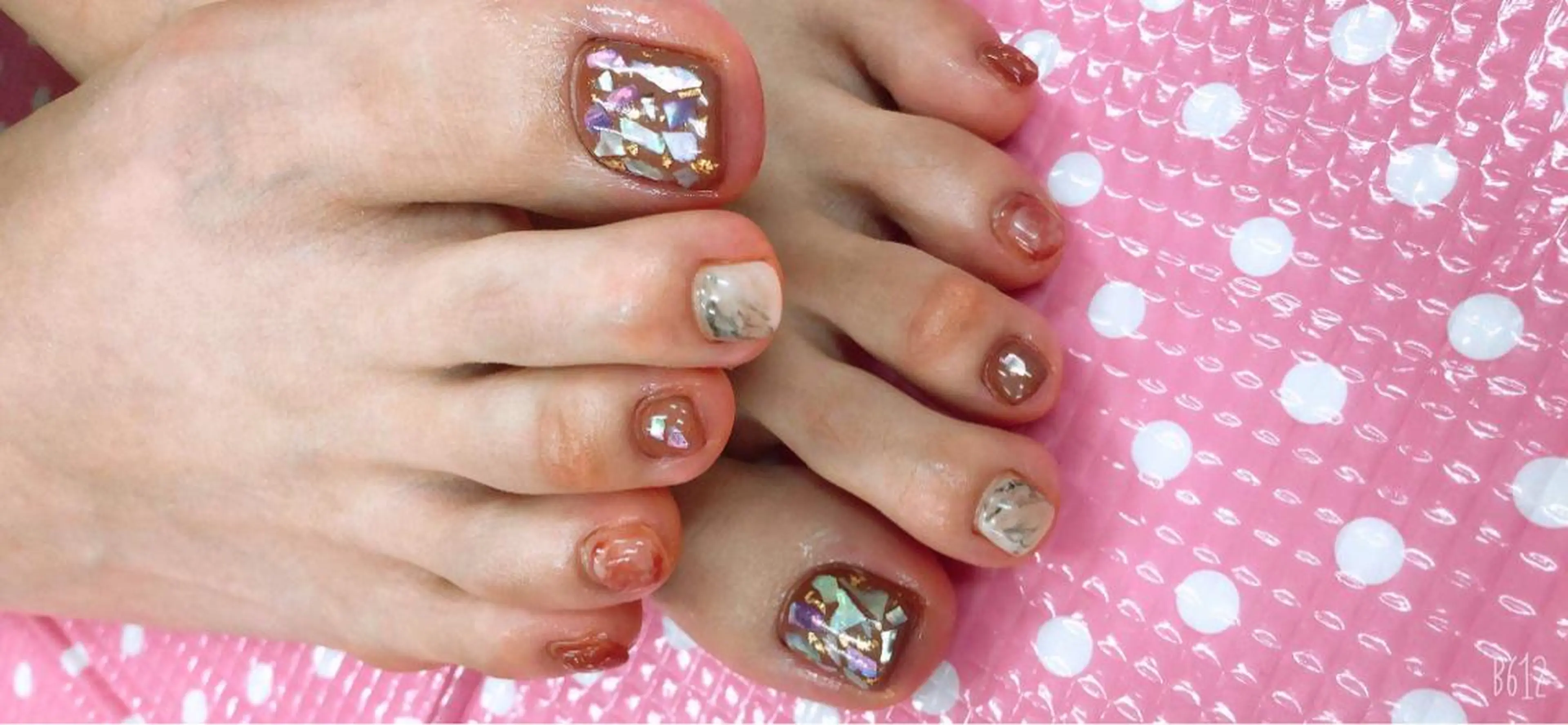 ネイル ネイルサロン エクラ 🌹【スカルプ専門】のネイルデザイン