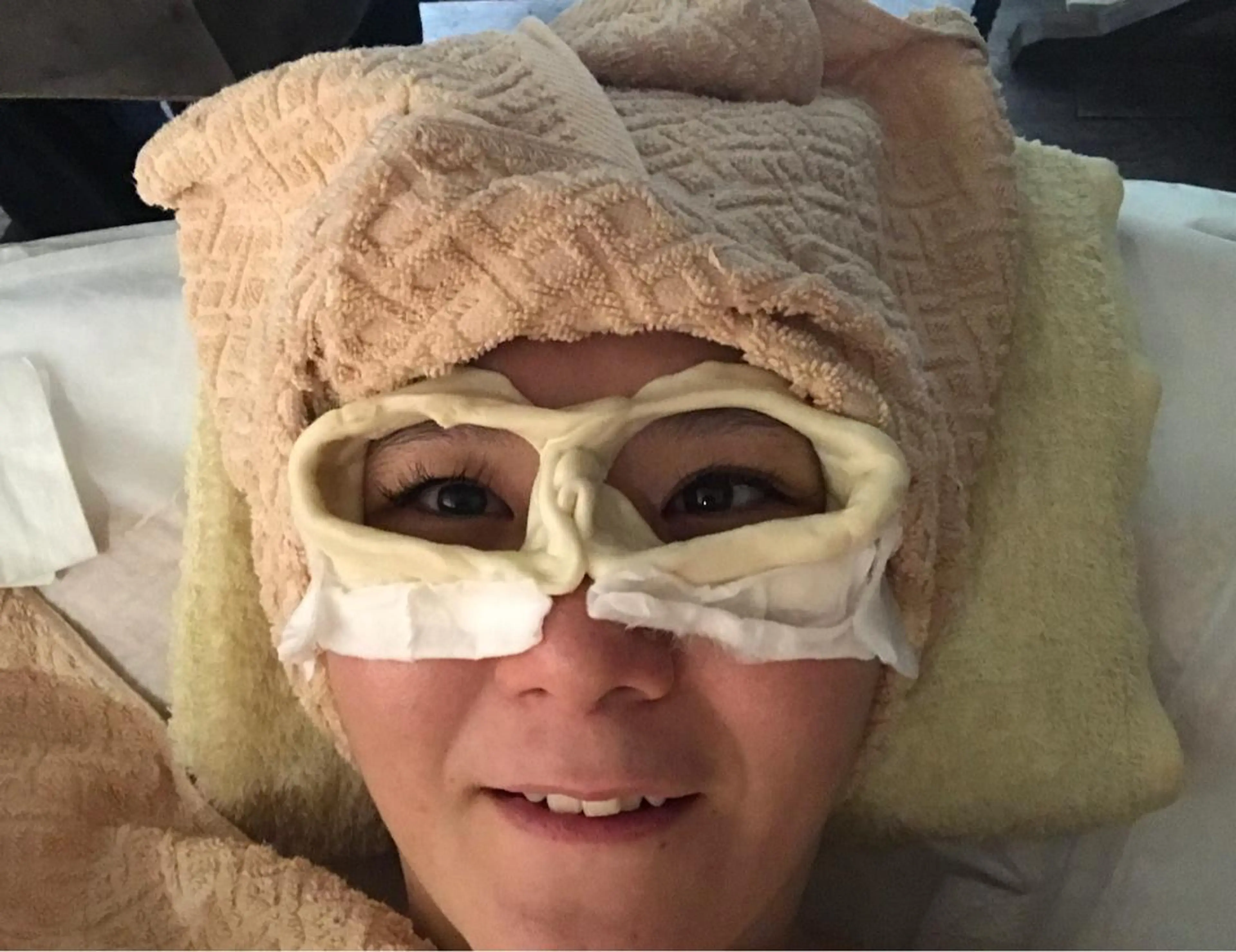 ショート カラー パーマ ヘアアレンジ メンズ キッズ ネイル マツエク・マツパ 銀河 ティンガーラのヘアスタイル