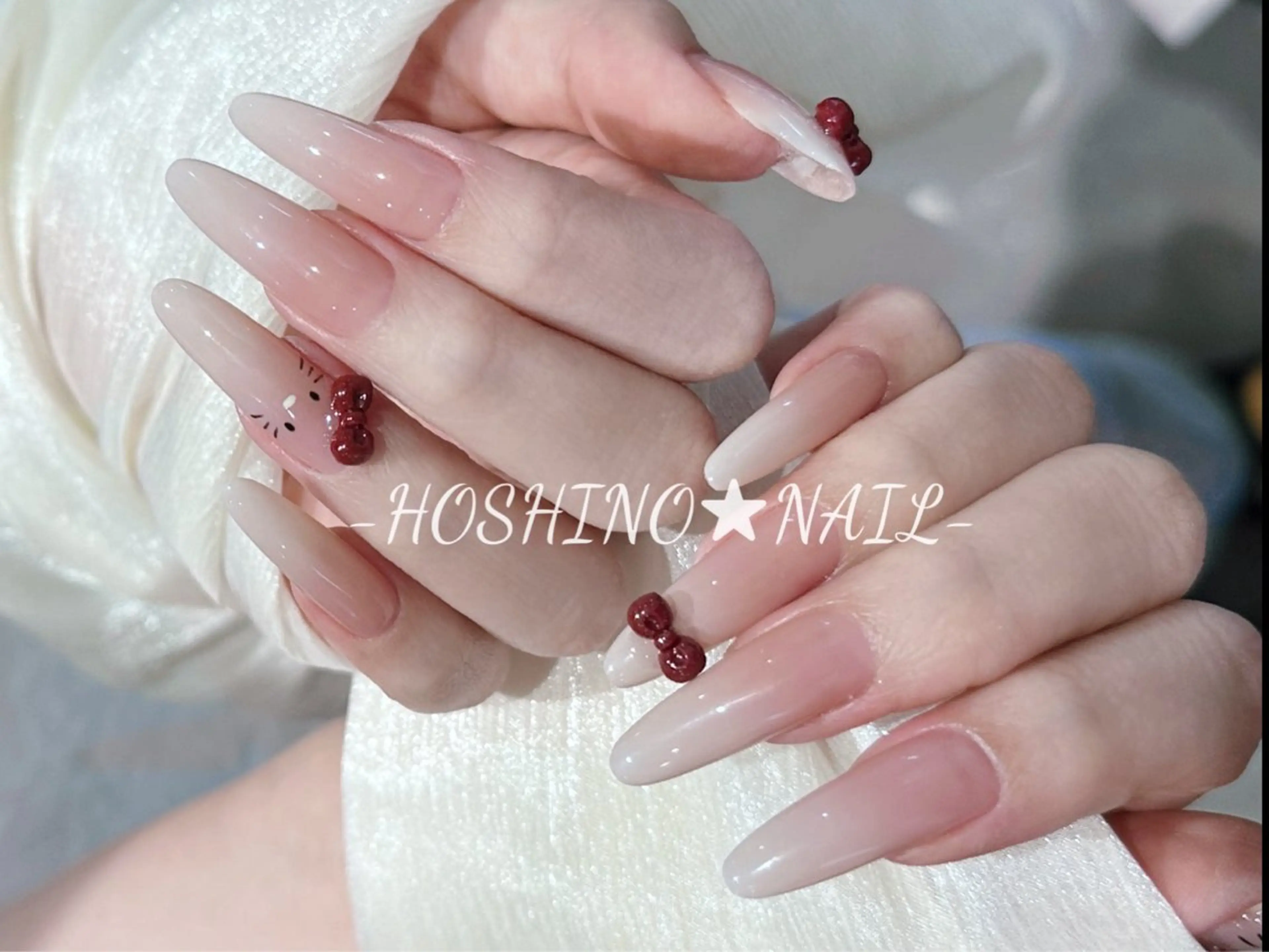 ネイル オーロラネイル チークネイル ドット フットネイル フレンチネイル ハンドネイル ★HOSHINO NAIL★新宿店のネイルデザイン