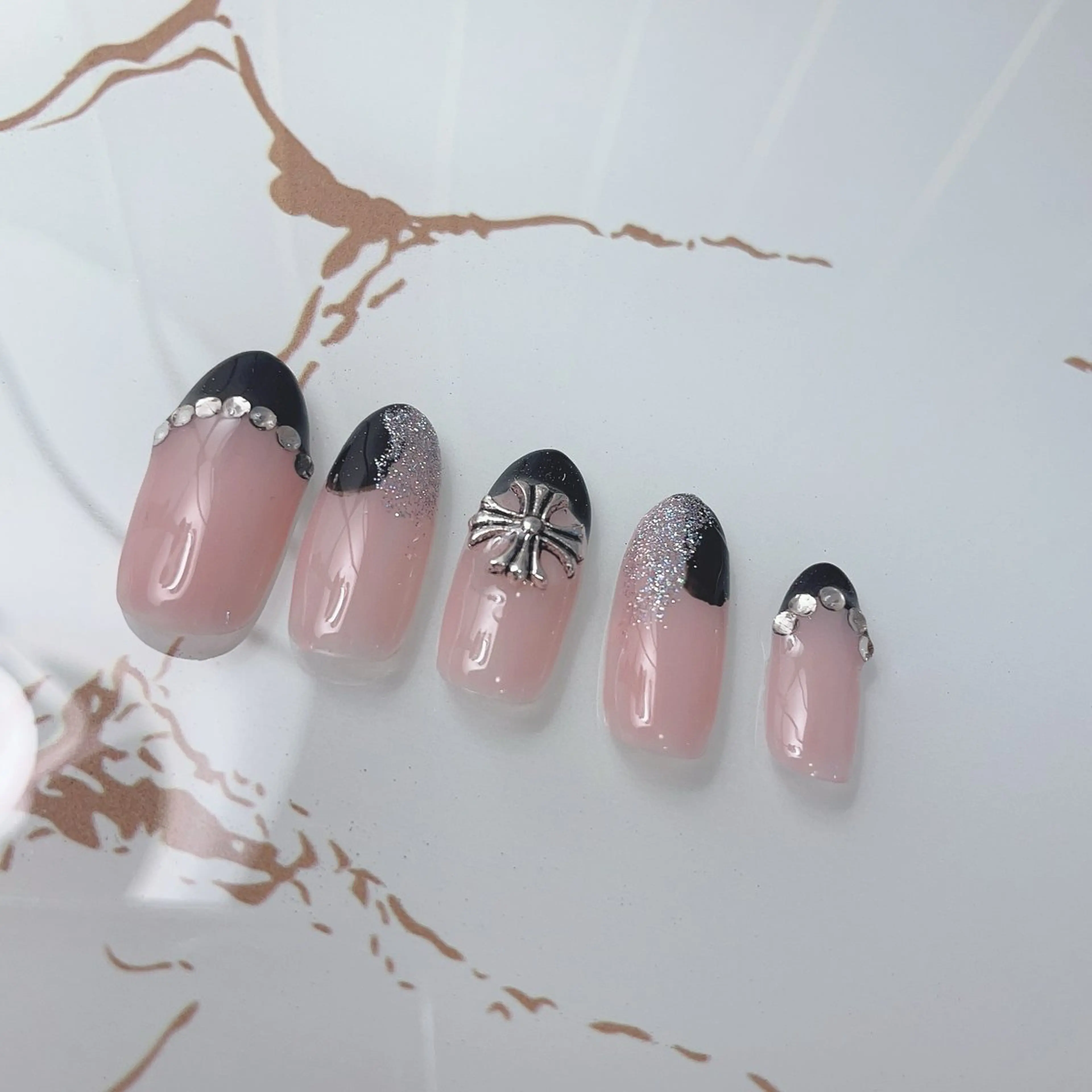 ネイル ジェルネイル スカルプネイル Salon de Navi所属・🎀向田 優花🎀のネイルデザイン