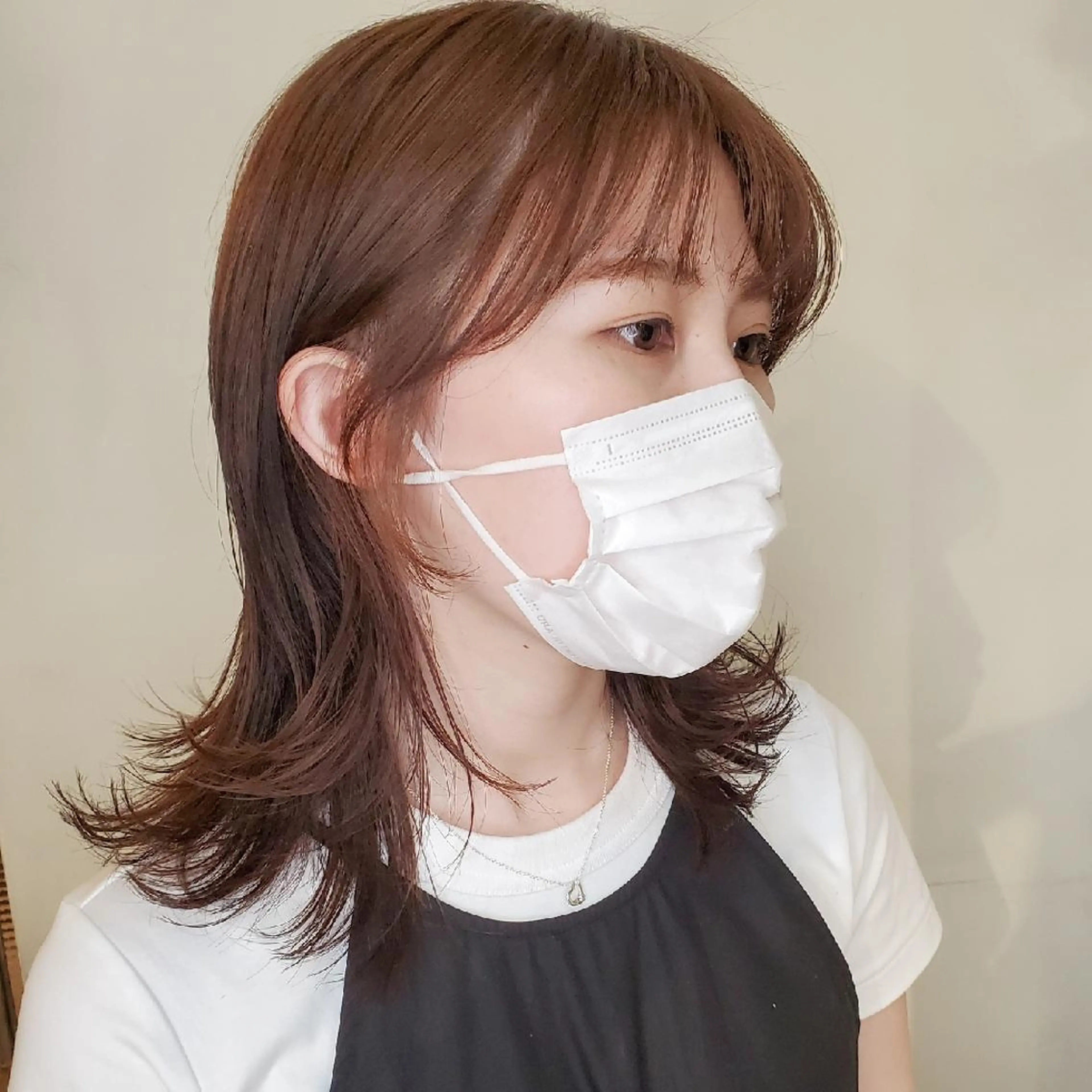 ミディアム カラー 顔周りカット 韓国風ヘア レイヤーカット おくれ毛 韓国レイヤー　 suzuのヘアスタイル