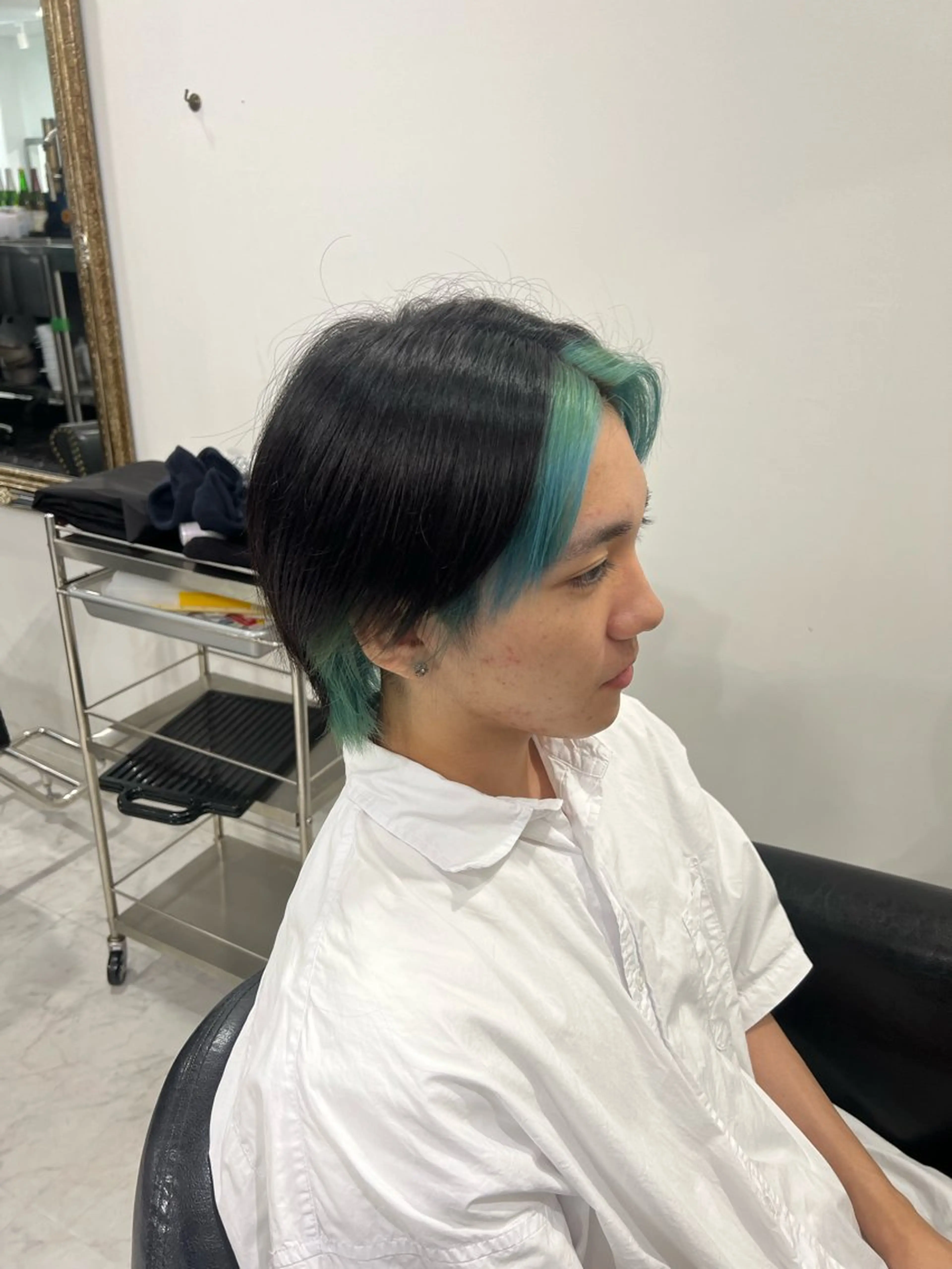 カラー ヘアアレンジ メンズ メンズハイトーン ハイトーンカラー ヘアカラー 飛田 楓信のヘアスタイル