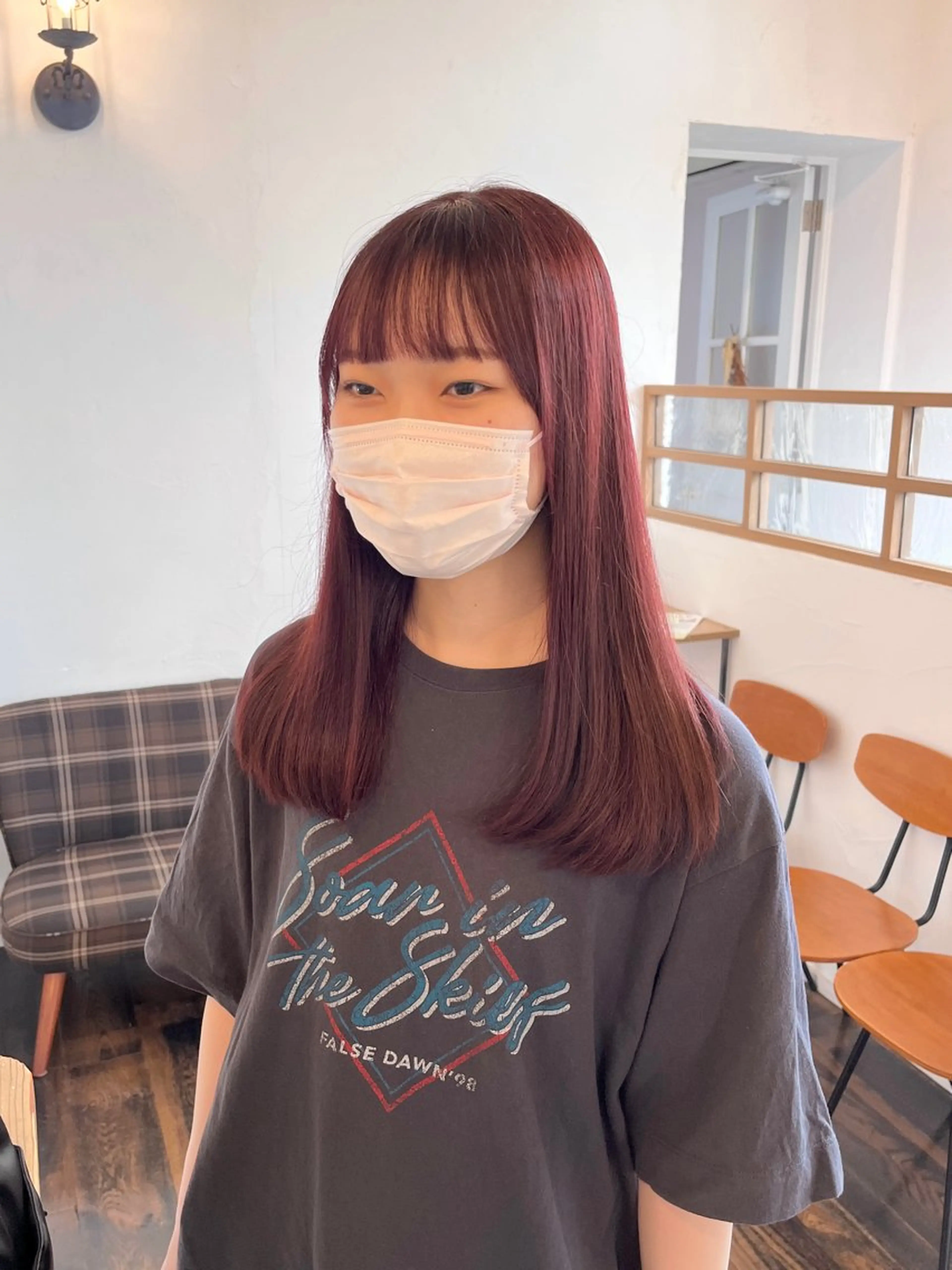 ロング カラー ブリーチ ボルドーカラー ブリーチなしカラー 伊藤ゆかり/髪質改善 /透明感カラーのヘアスタイル