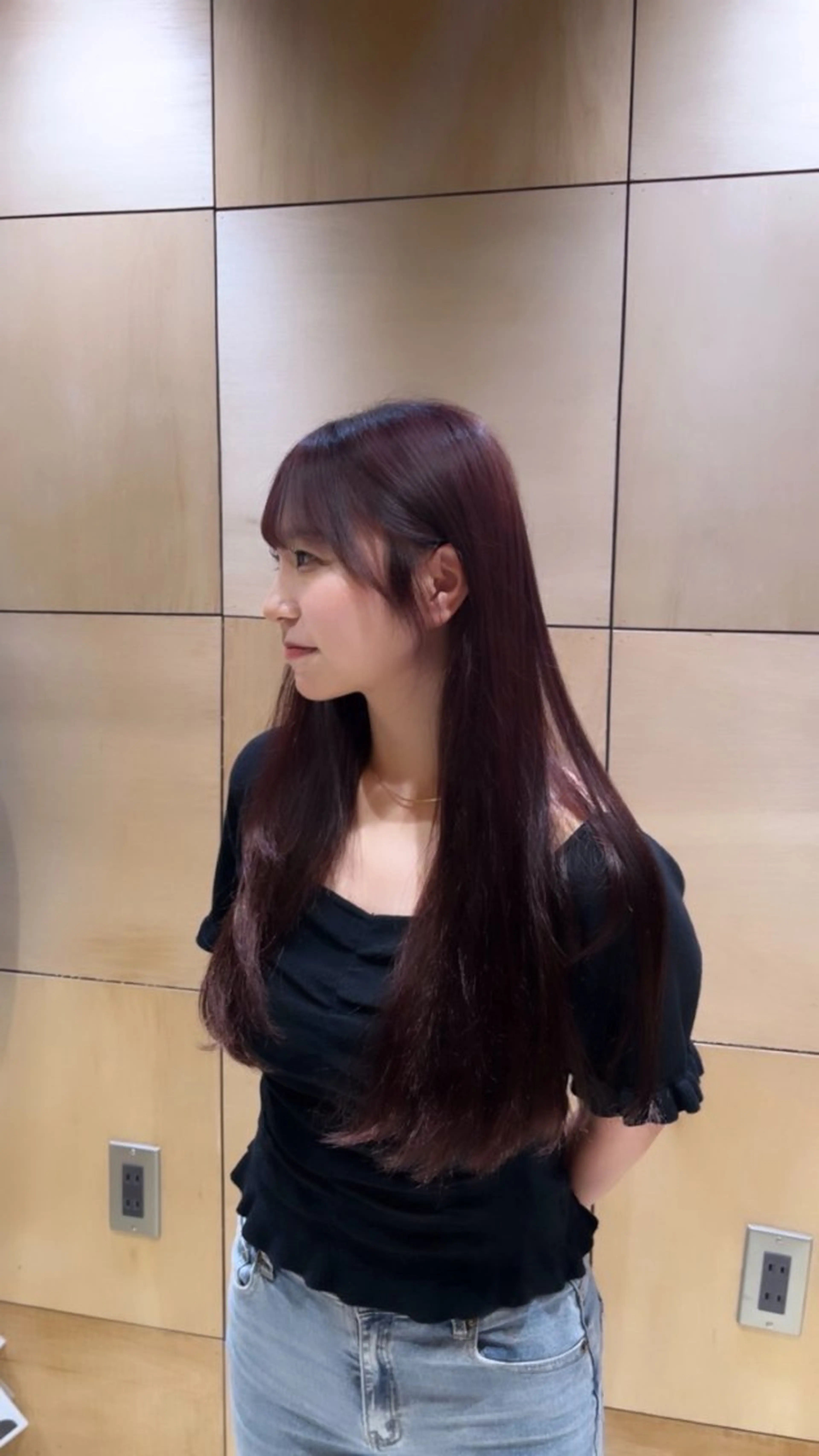 ロング ヘアカラー 唐澤 芽生のヘアスタイル