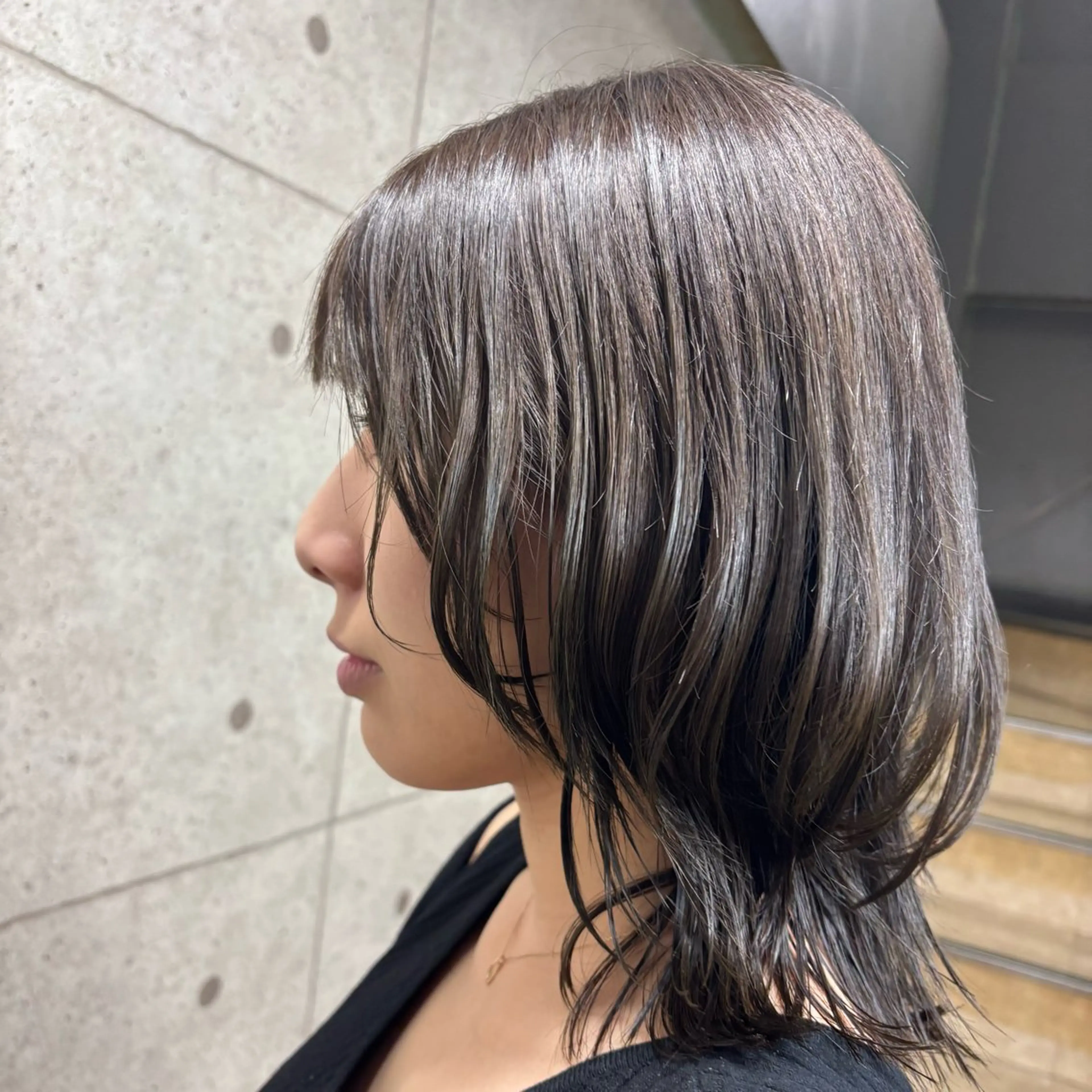 ミディアム カラー 🧩🤖 Sala 🤖🧩のヘアスタイル