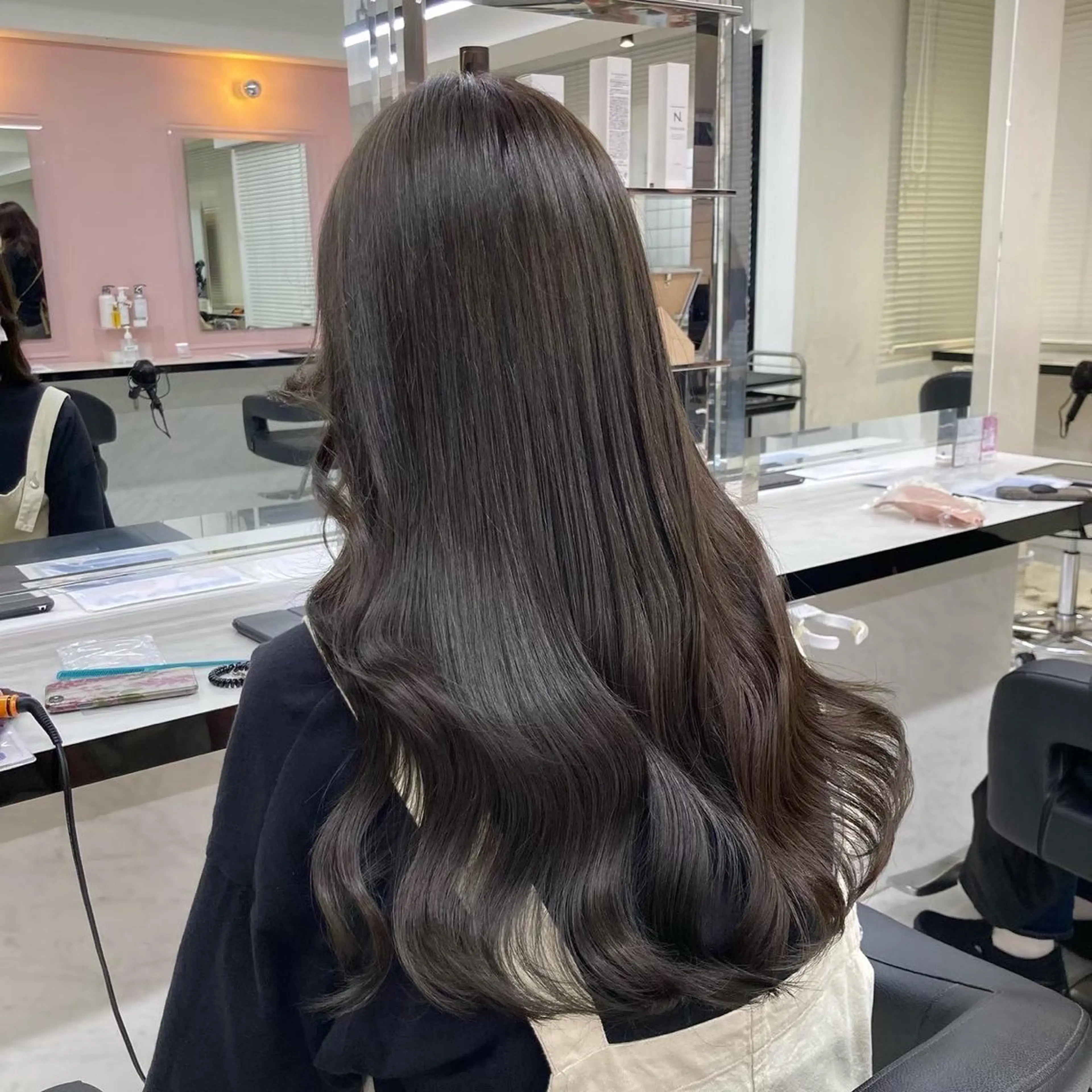 ロング Miwa🤍ダメージ レスカラー特化🦢のヘアスタイル