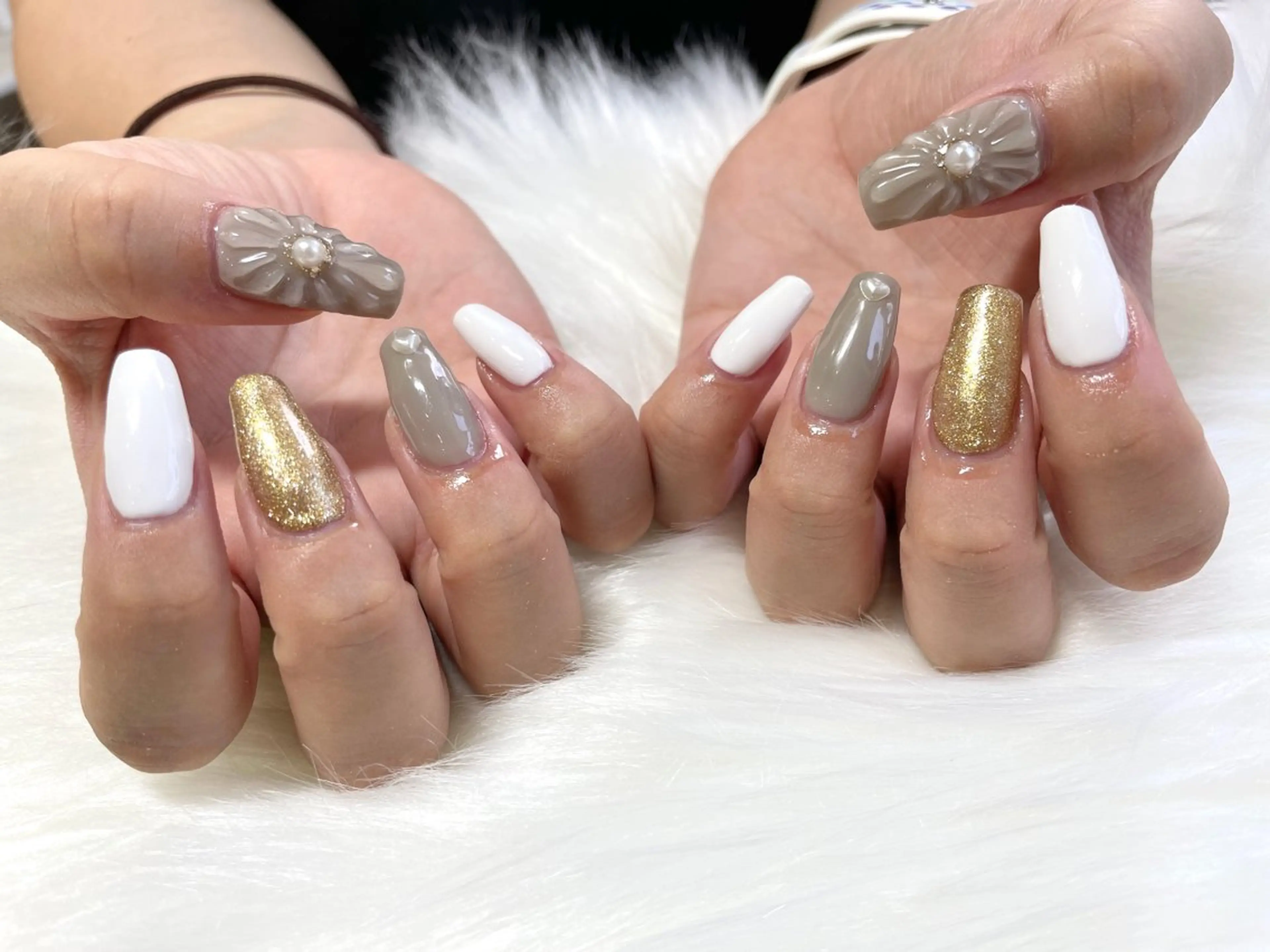 ネイル Neige所属・Neige 𓂃 aiのネイルデザイン