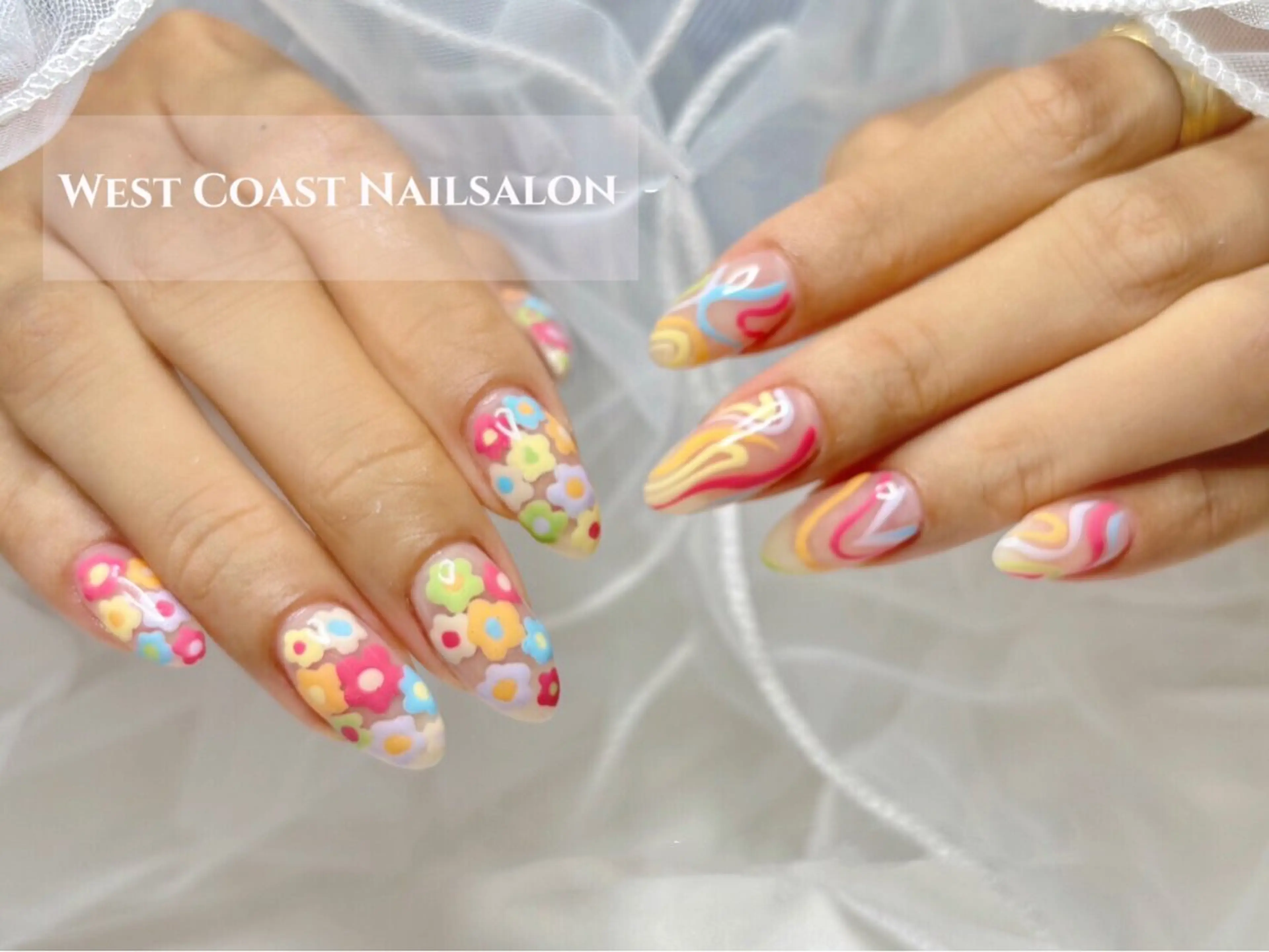ネイル キラキラネイル 韓国ネイル ぷっくりネイル 春ネイル ワンホンネイル west coast スカルプ専門店のネイルデザイン