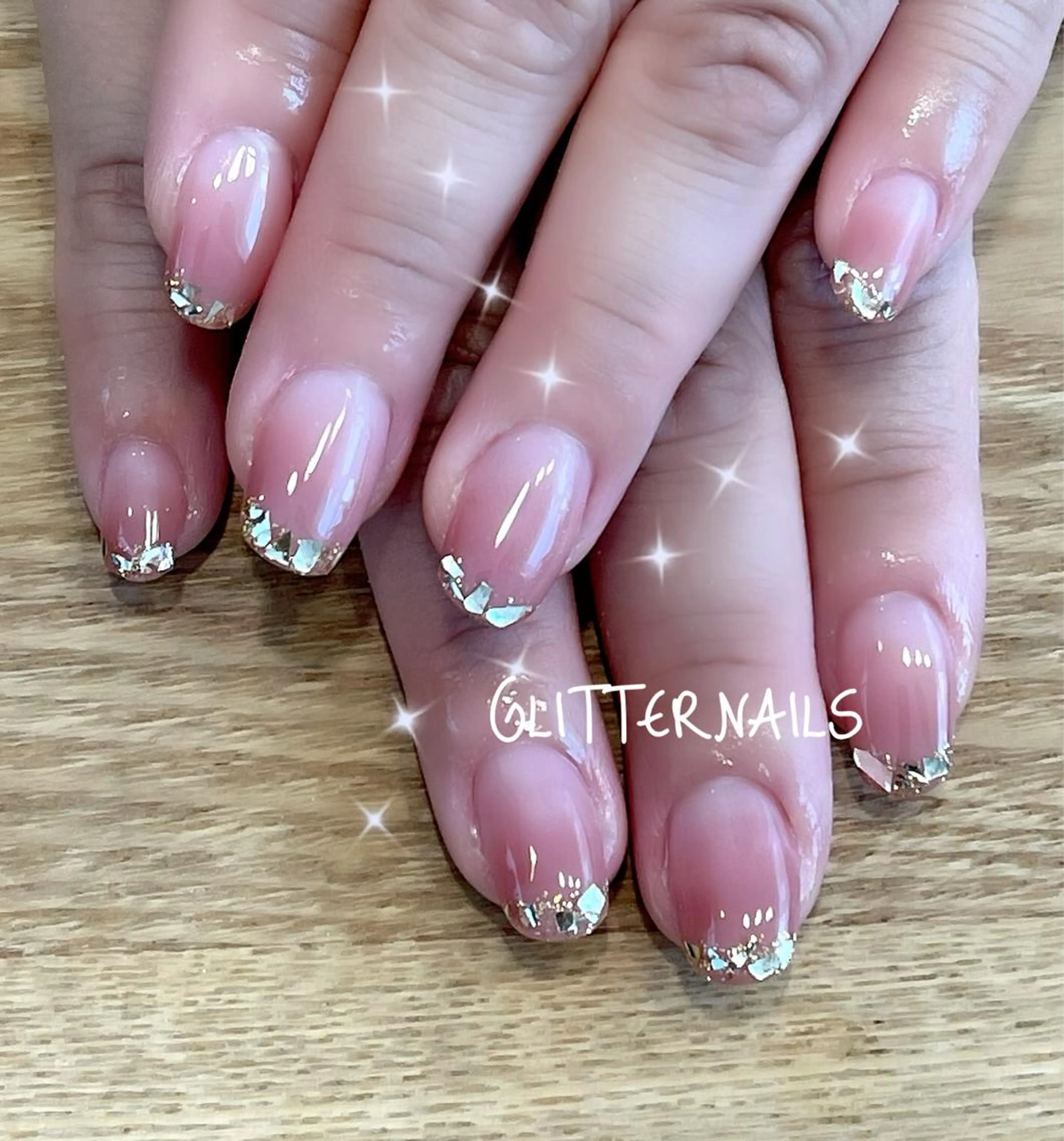 ネイル GLITTER NAILS所属・GLITTER NA ILS〜KOKONEのマツエク・マツパデザイン