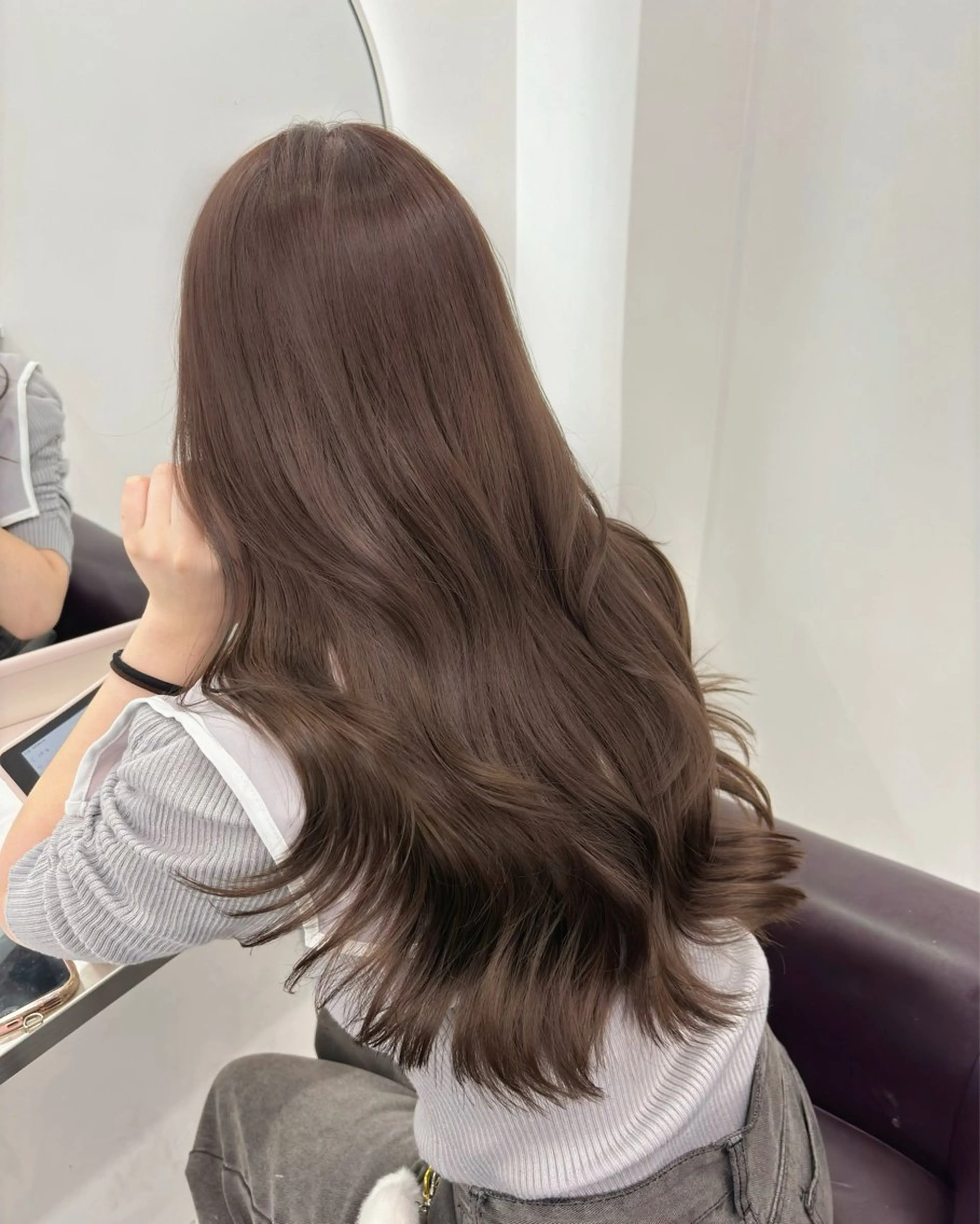 ミディアム カラー パーマ ヘアアレンジ グレージュ ヘーゼル カット ヘアカラー トリートメント 🌸グレージュ/ ベージュ🌸yutaのヘアスタイル