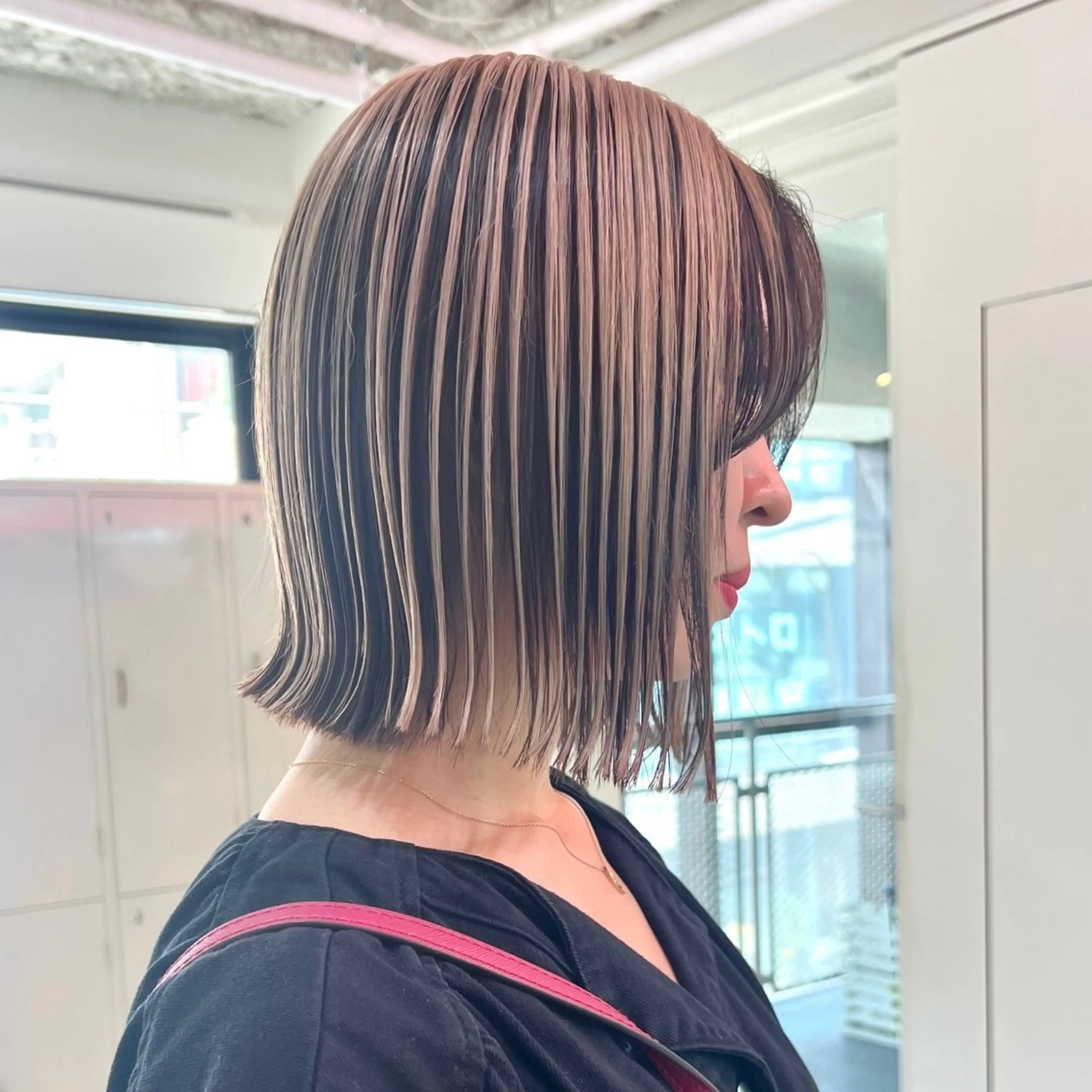 カラー 艶 ハイトーン✨ユキノのヘアスタイル