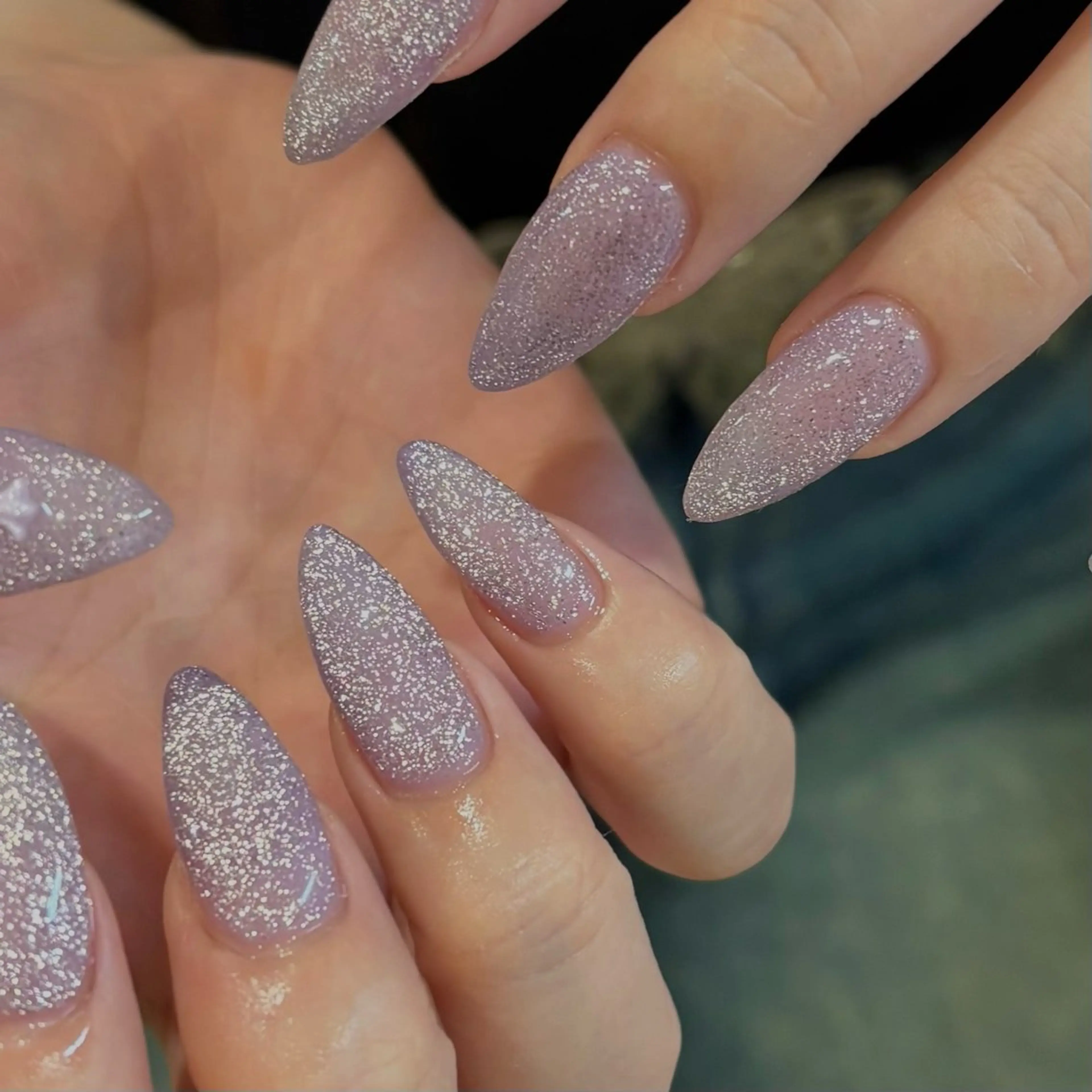 ネイル キラキラネイル マグネットネイル パークバイトウキョウ arisaのネイルデザイン