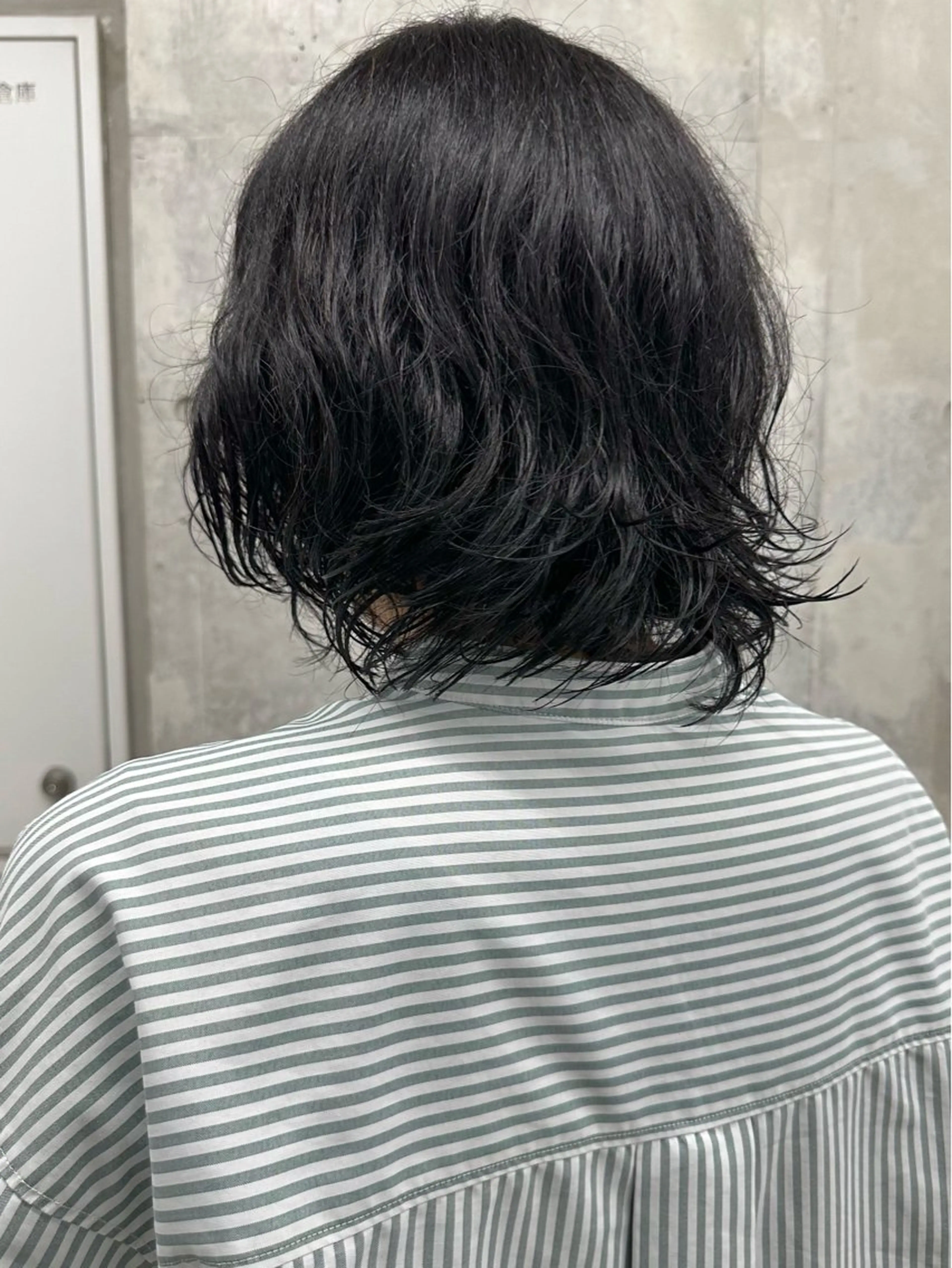 ミディアム パーマ ボブ くせ毛 カット トリートメント ヘッドスパ とうい/パーマボブ/ くせ毛/丸みボブのヘアスタイル
