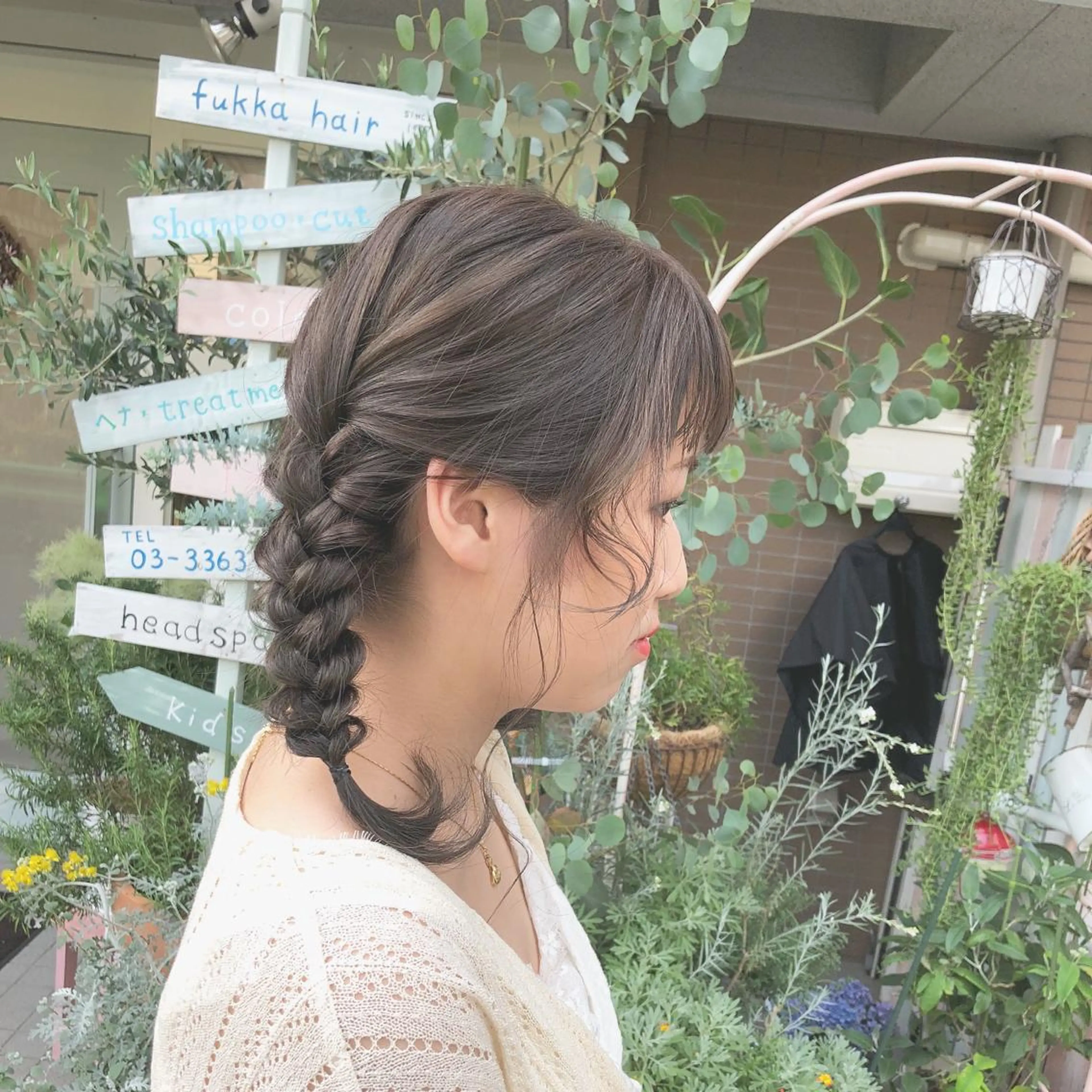ミディアム カラー ヘアアレンジ アッシュ ベージュカラー カット ヘアカラー トリートメント N°+aero 🦔近藤　のぞみ🦔のヘアスタイル