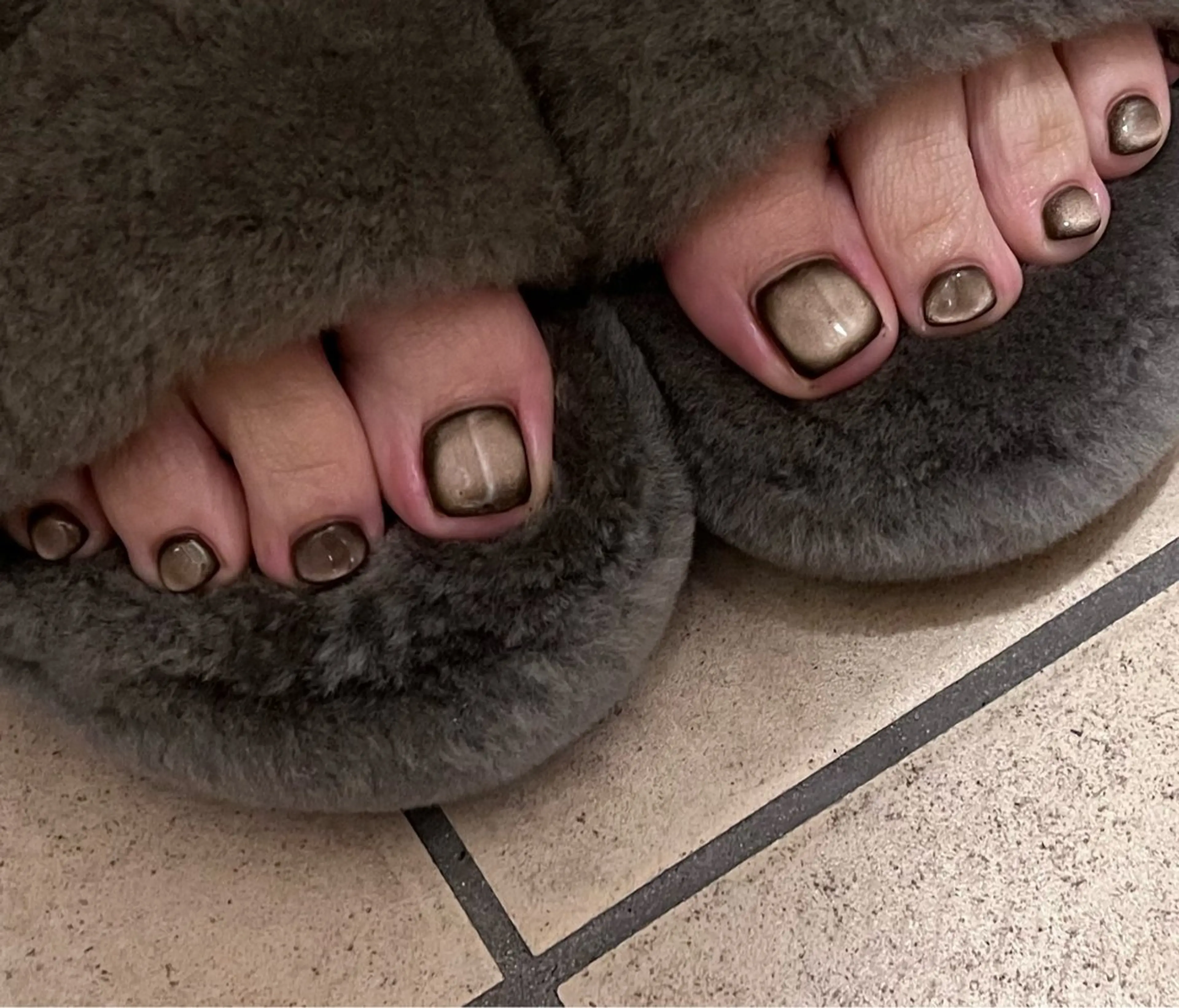 ネイル フットネイル マグネットネイル マグネットワンカラー ワンカラーネイル charmant nailのネイルデザイン