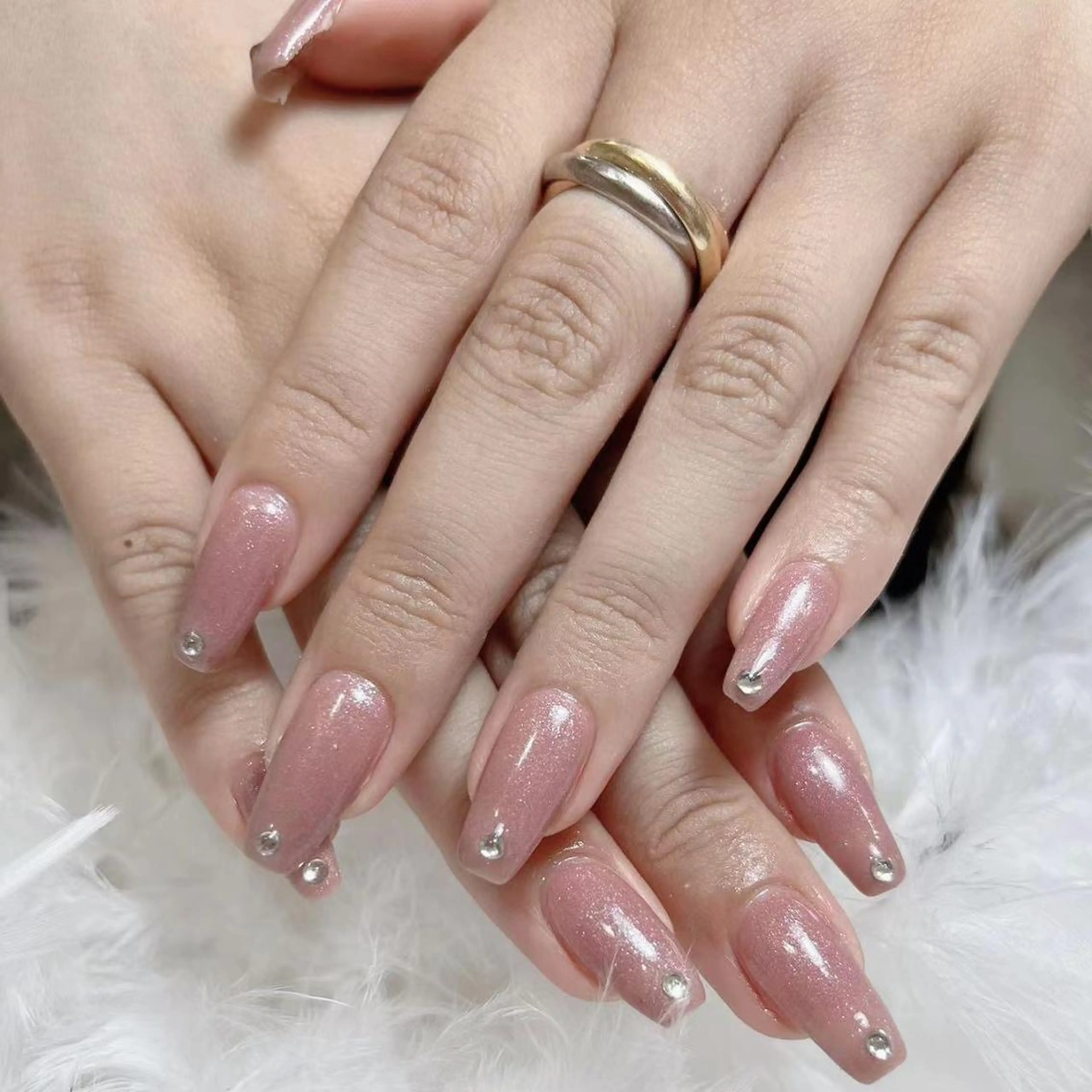 🎀チップ+ジェル長さ出し💗【ワンカラー/ラメグラデーション+スートン10粒】¥7980の写真