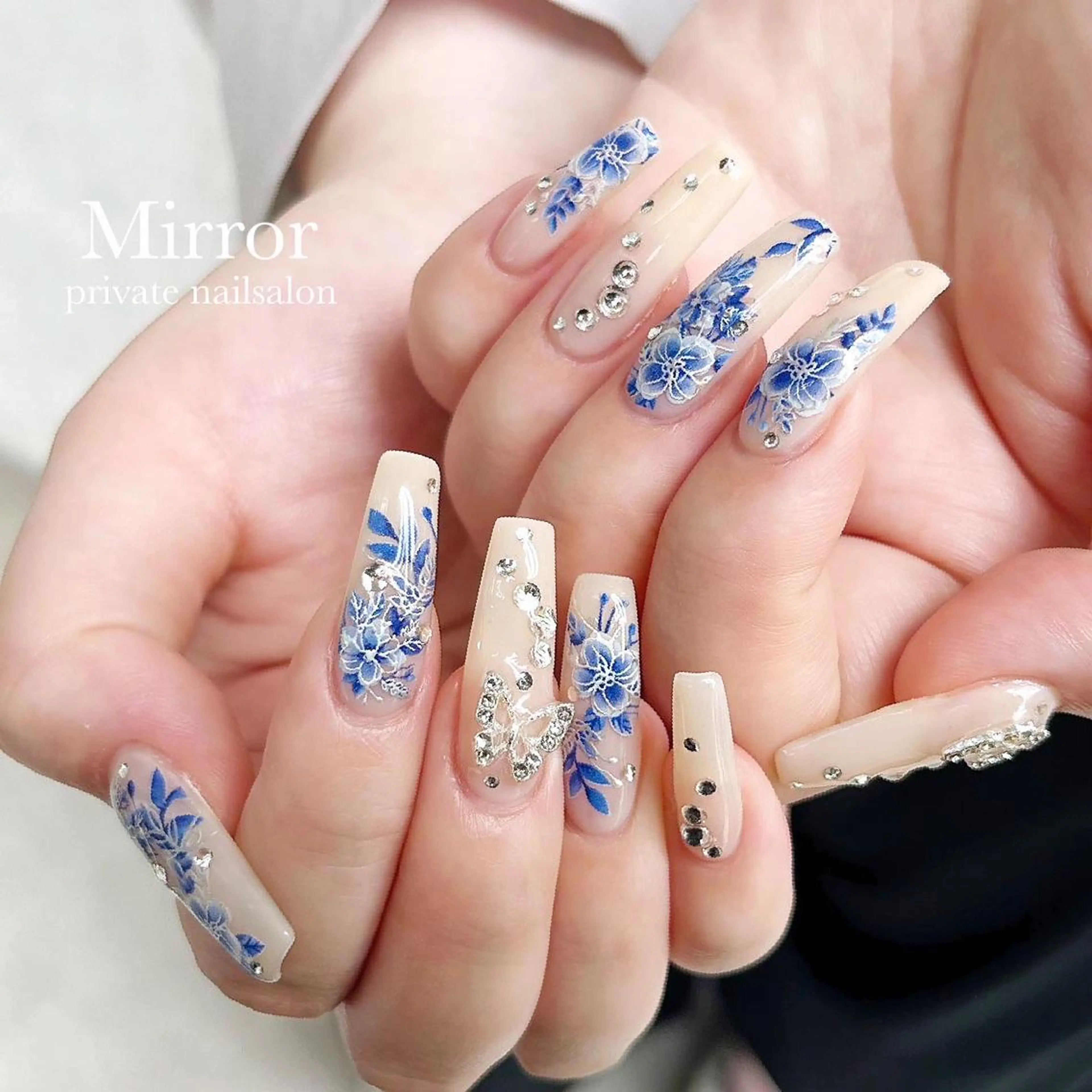 ネイル ハンドネイル nailsalon Mirrorのネイルデザイン