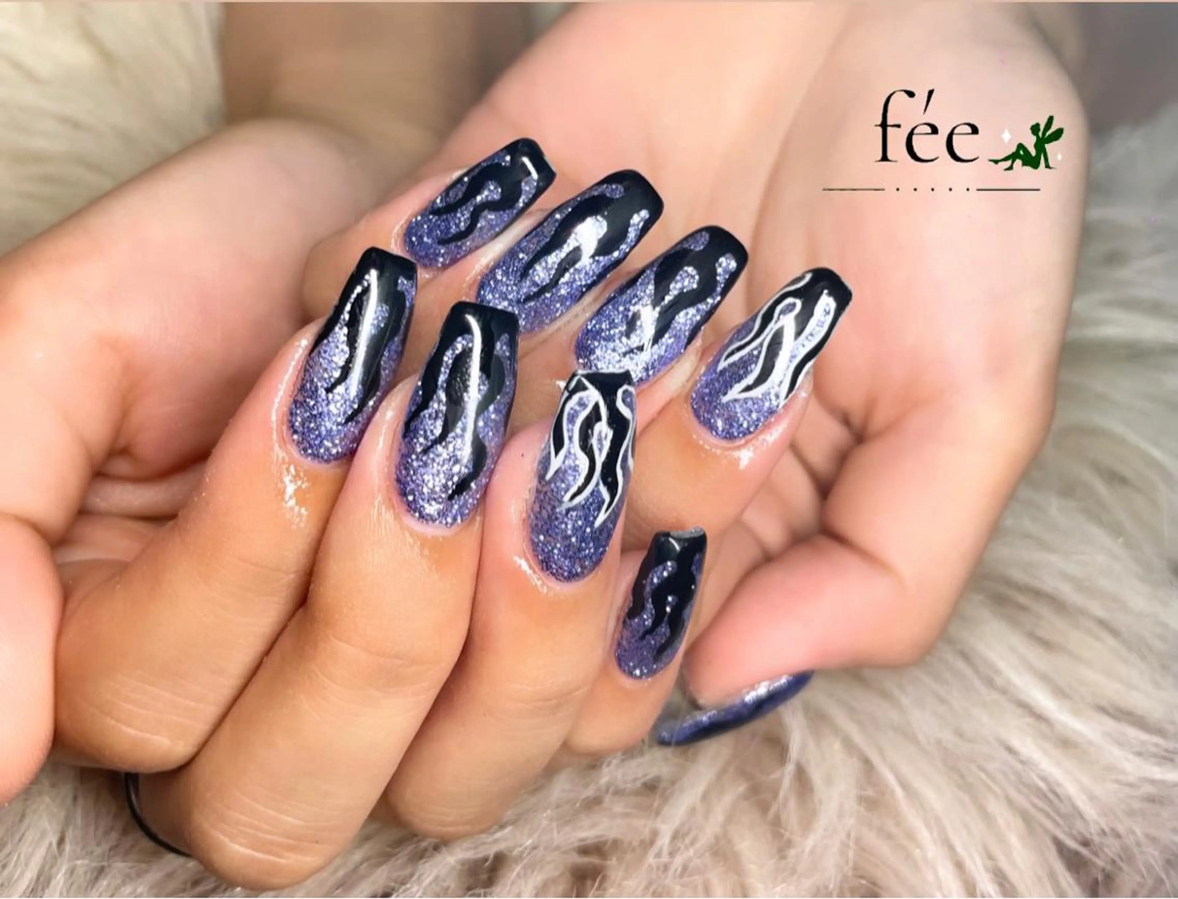 ネイル フットネイル ジェルネイル 韓国ネイル マグネットネイル ミラーネイル ハンドネイル nail salon fee（フィー）のネイルデザイン