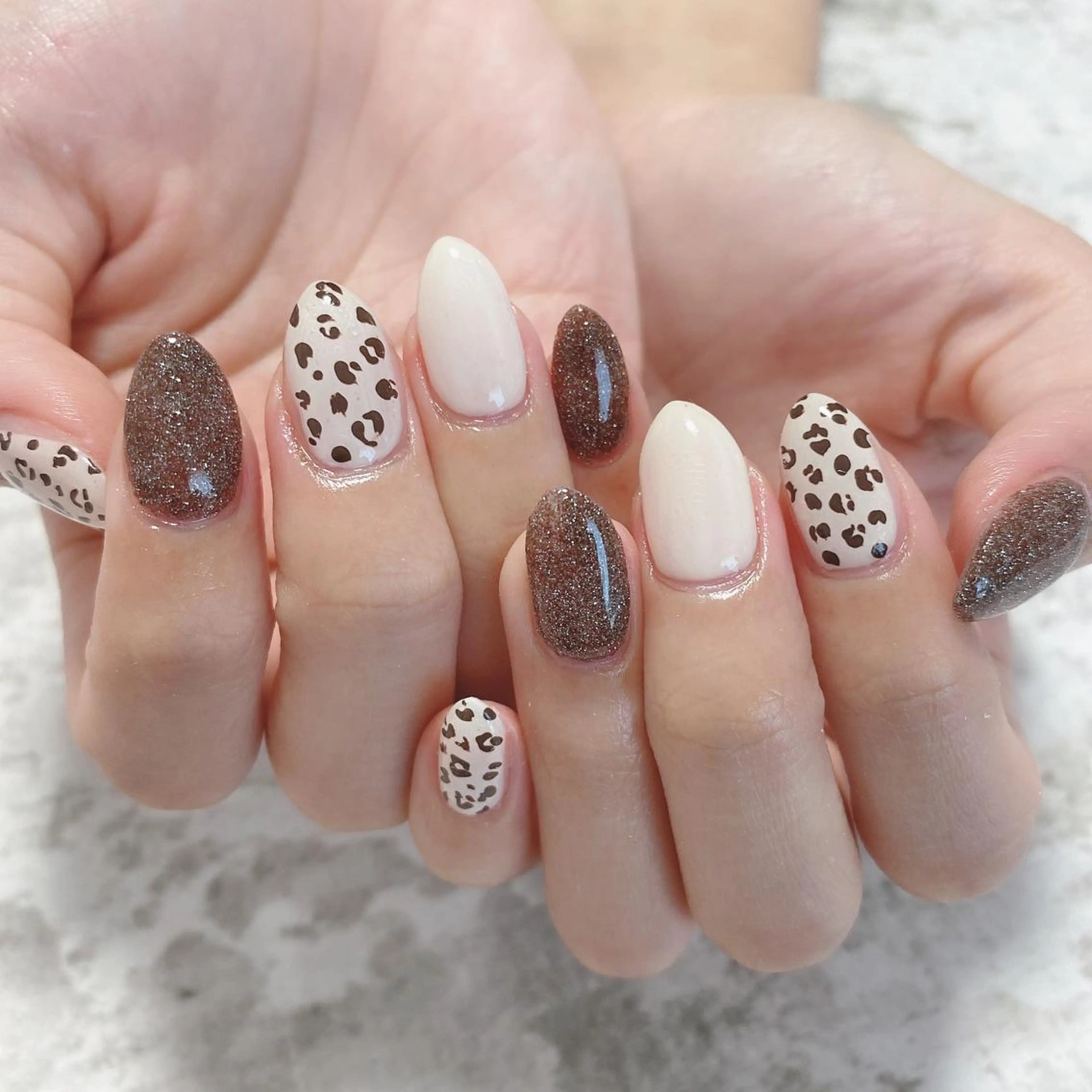 ネイル 吉岡 裕子のネイルデザイン