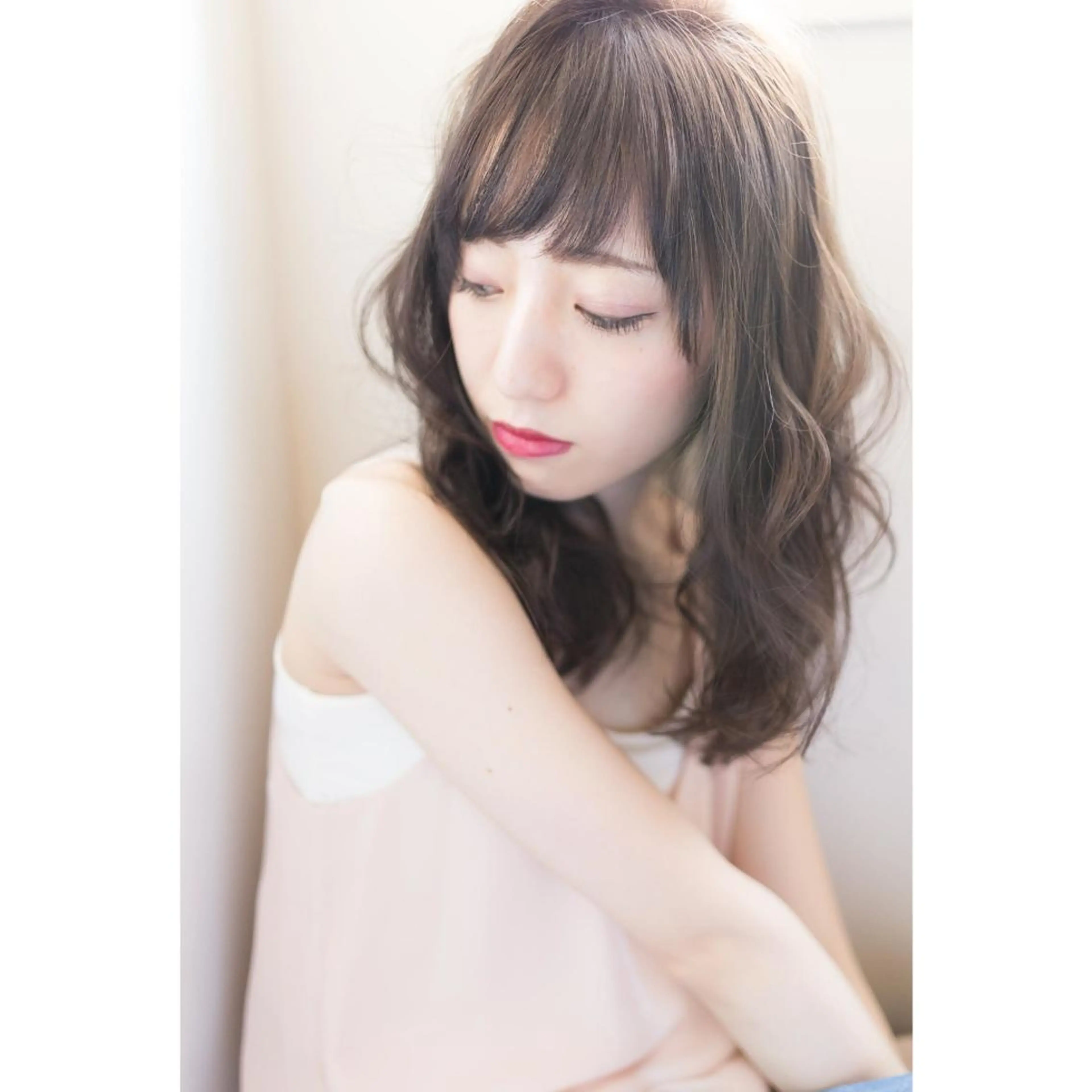 セミロング カラー パーマ ヘアアレンジ Siq  FMのヘアスタイル