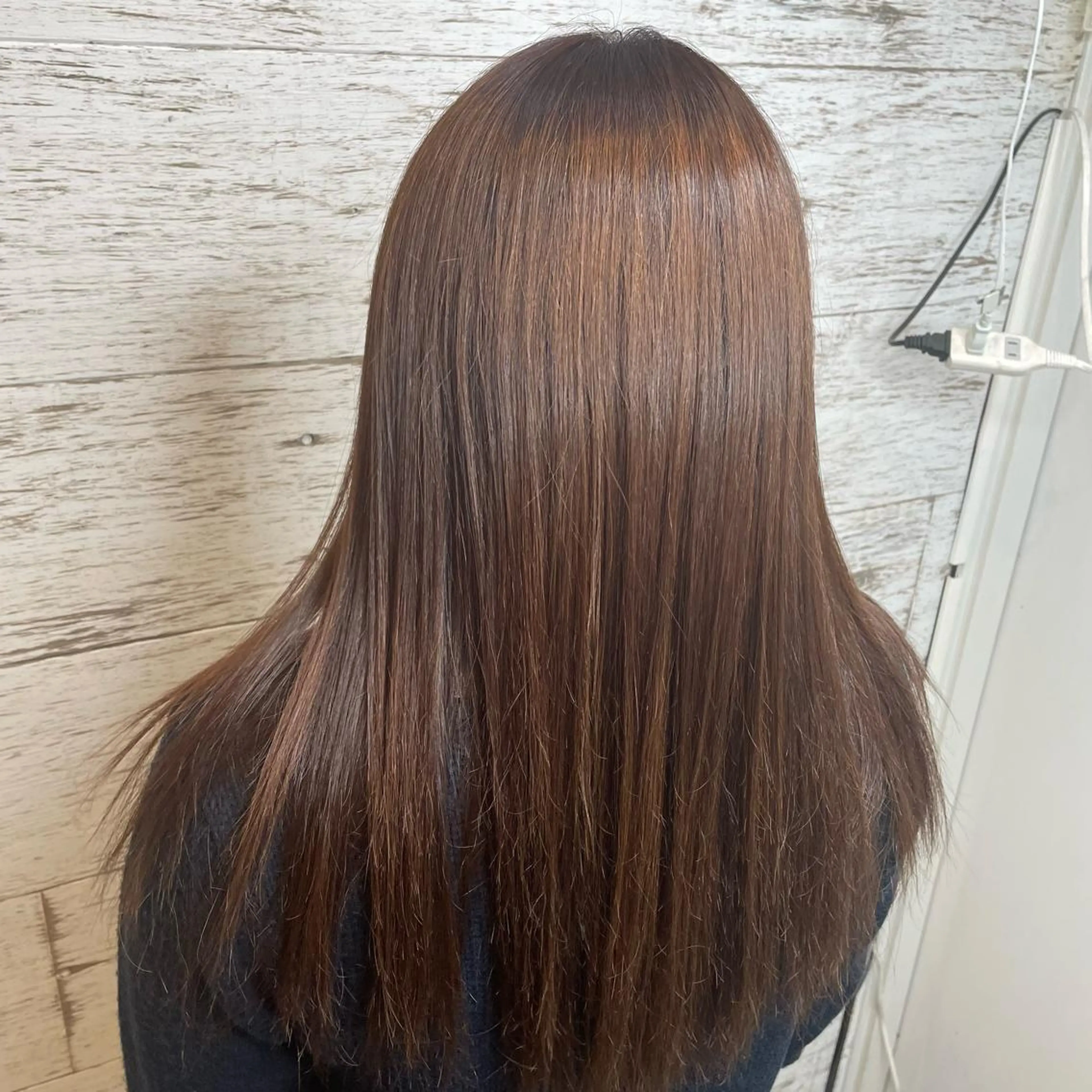 セミロング カラー ブラウンカラー fizelleあべのルシアス店所属・⭐️吉崎 竜也⭐️のヘアスタイル