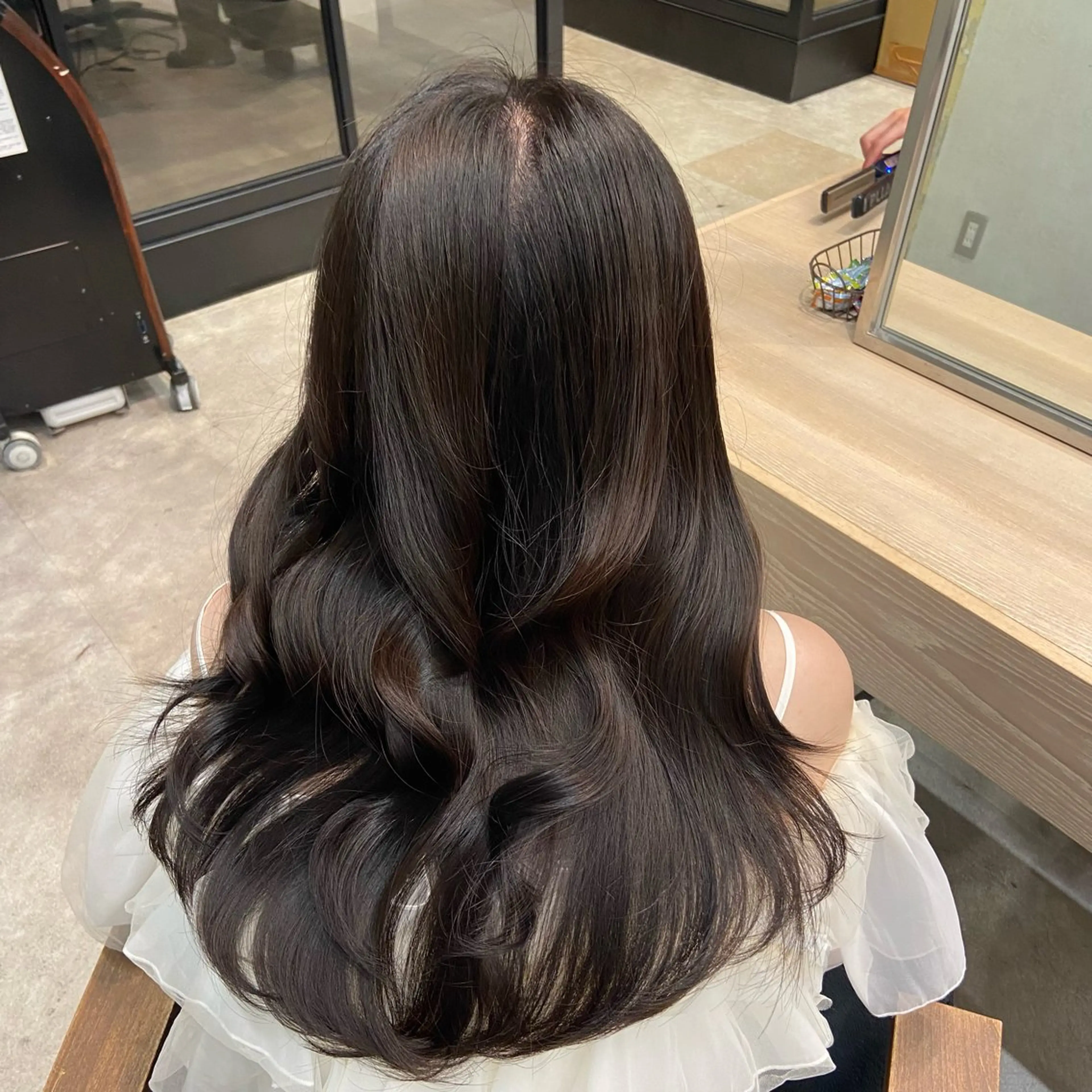 セミロング カラー ヘアアレンジ ヘアカラー トリートメント 艶カラー/縮毛矯正 /韓国ヘア/はるたのヘアスタイル
