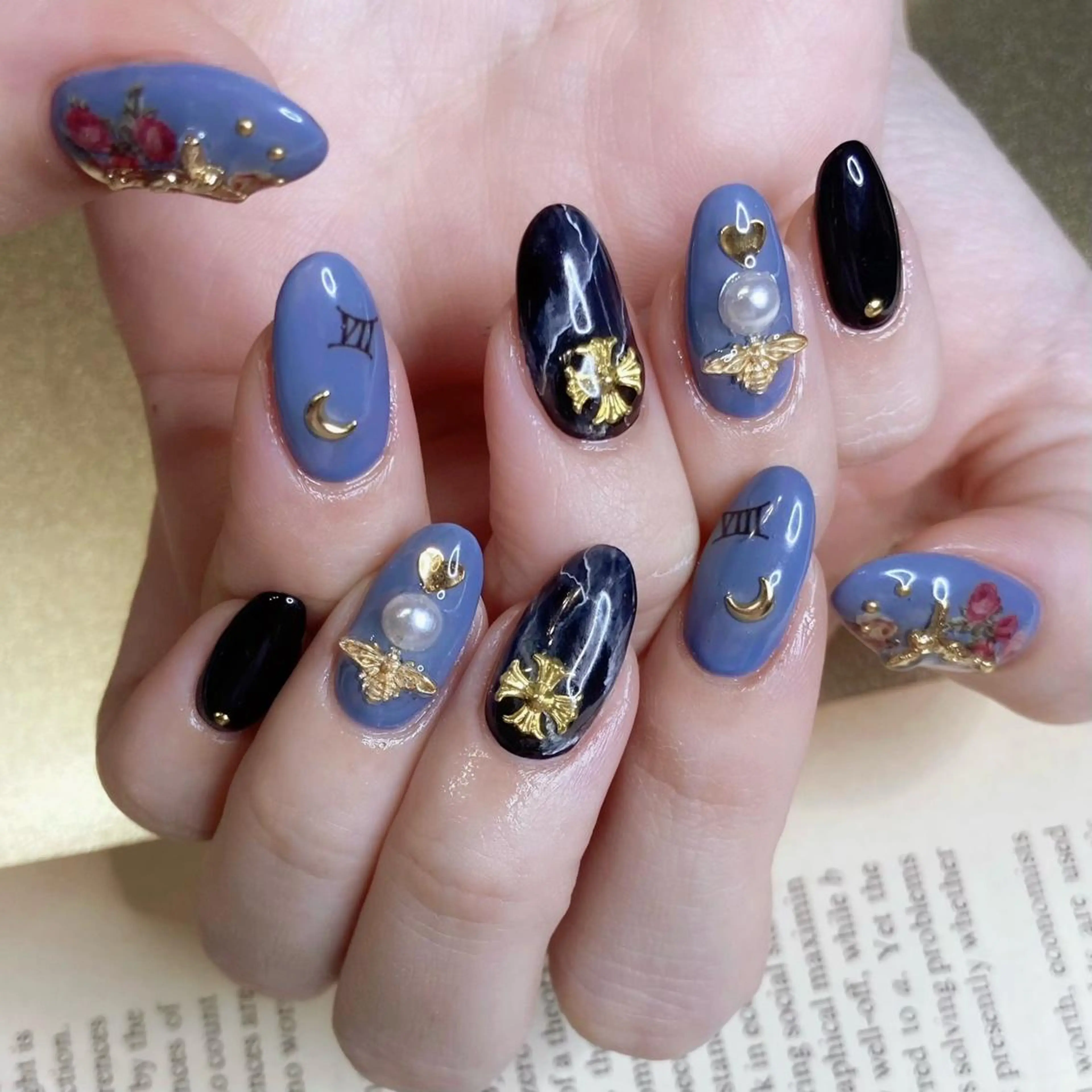 ネイル NOIROUGE所属・NOI ROUGEのネイルデザイン