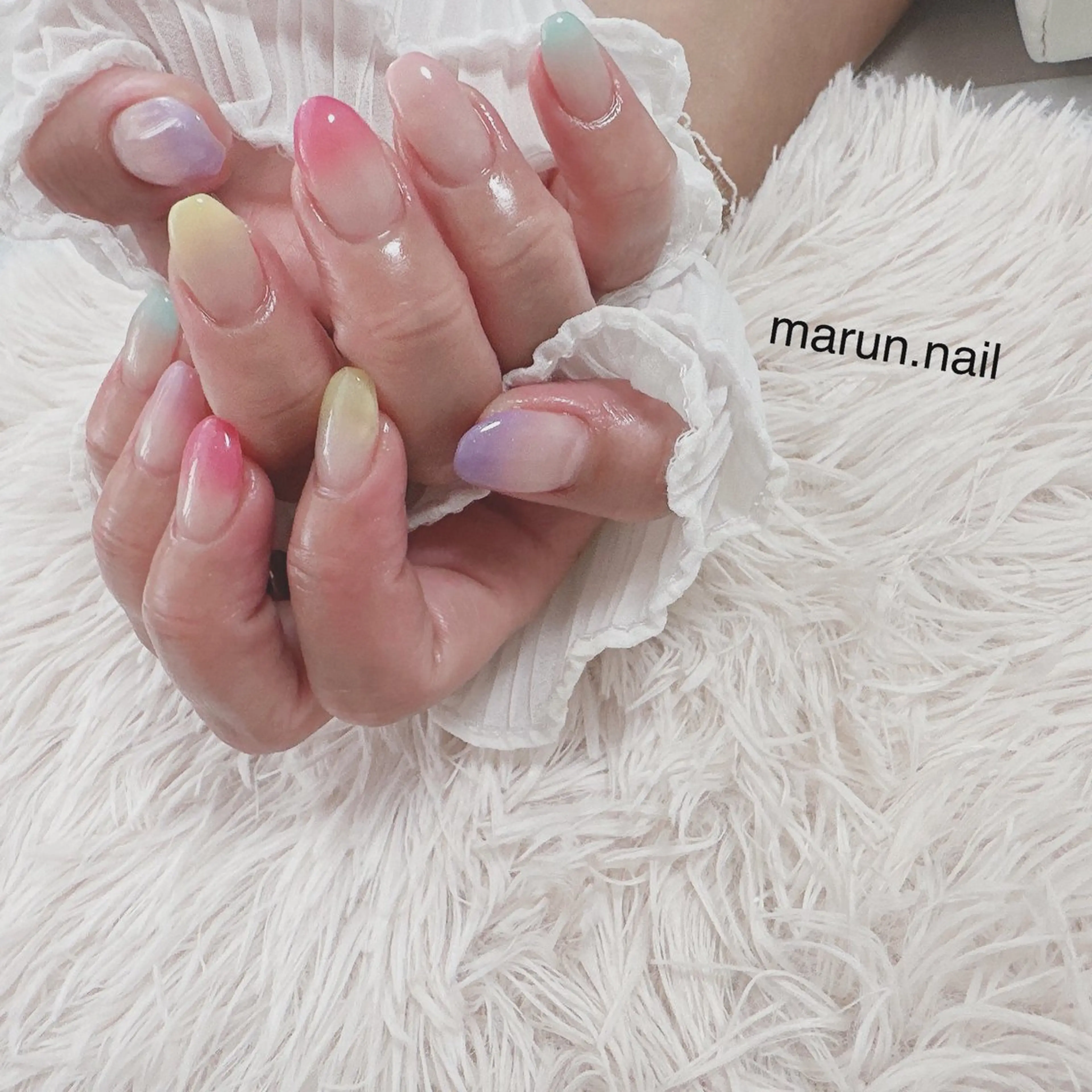 ネイル ハンドネイル marun._ megumi.のネイルデザイン