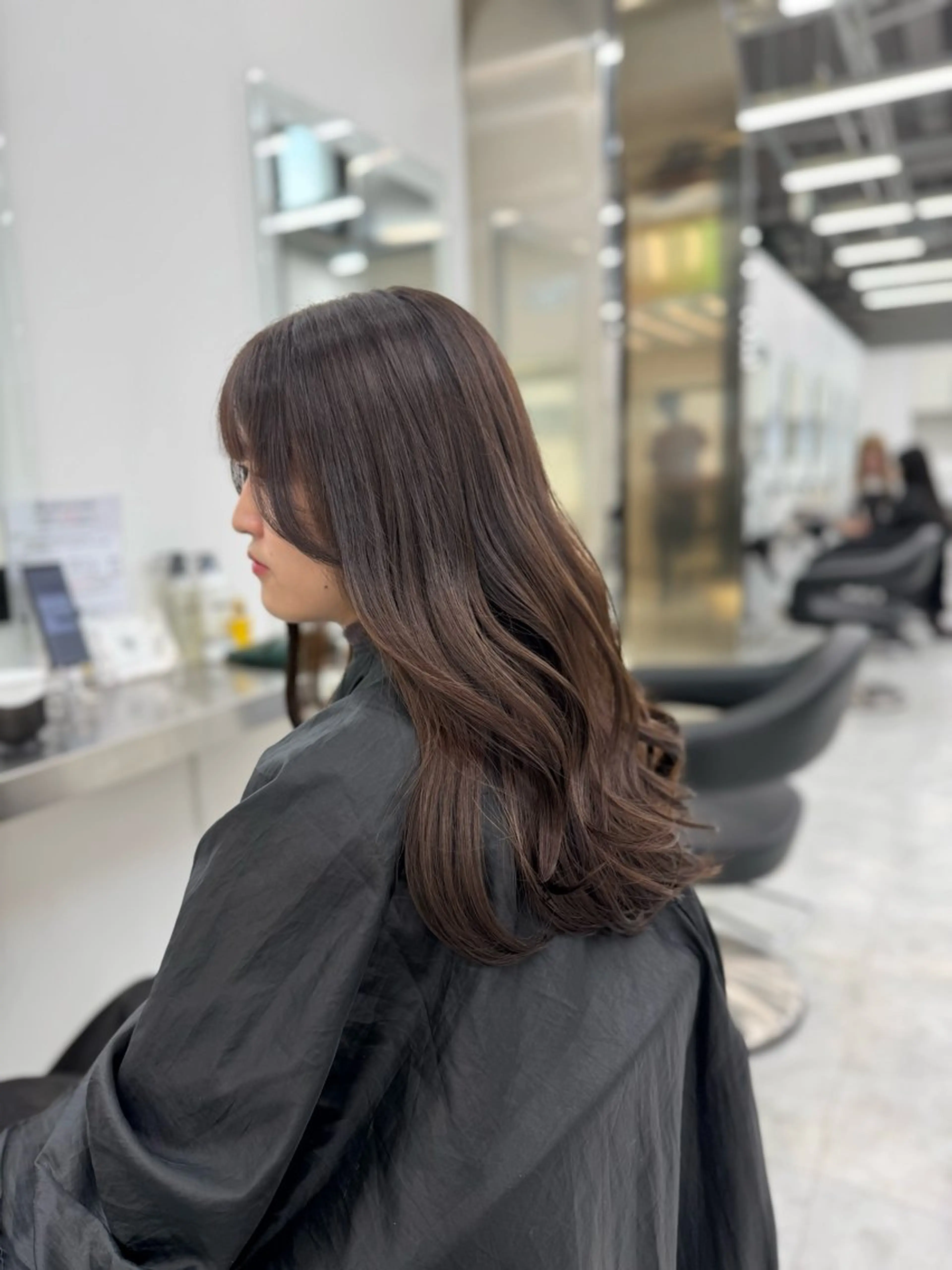 ロング カラー カット ヘアカラー トリートメント ヘアセット ブリーチなし🤍透明 感カラー🤍しゅうじのヘアスタイル