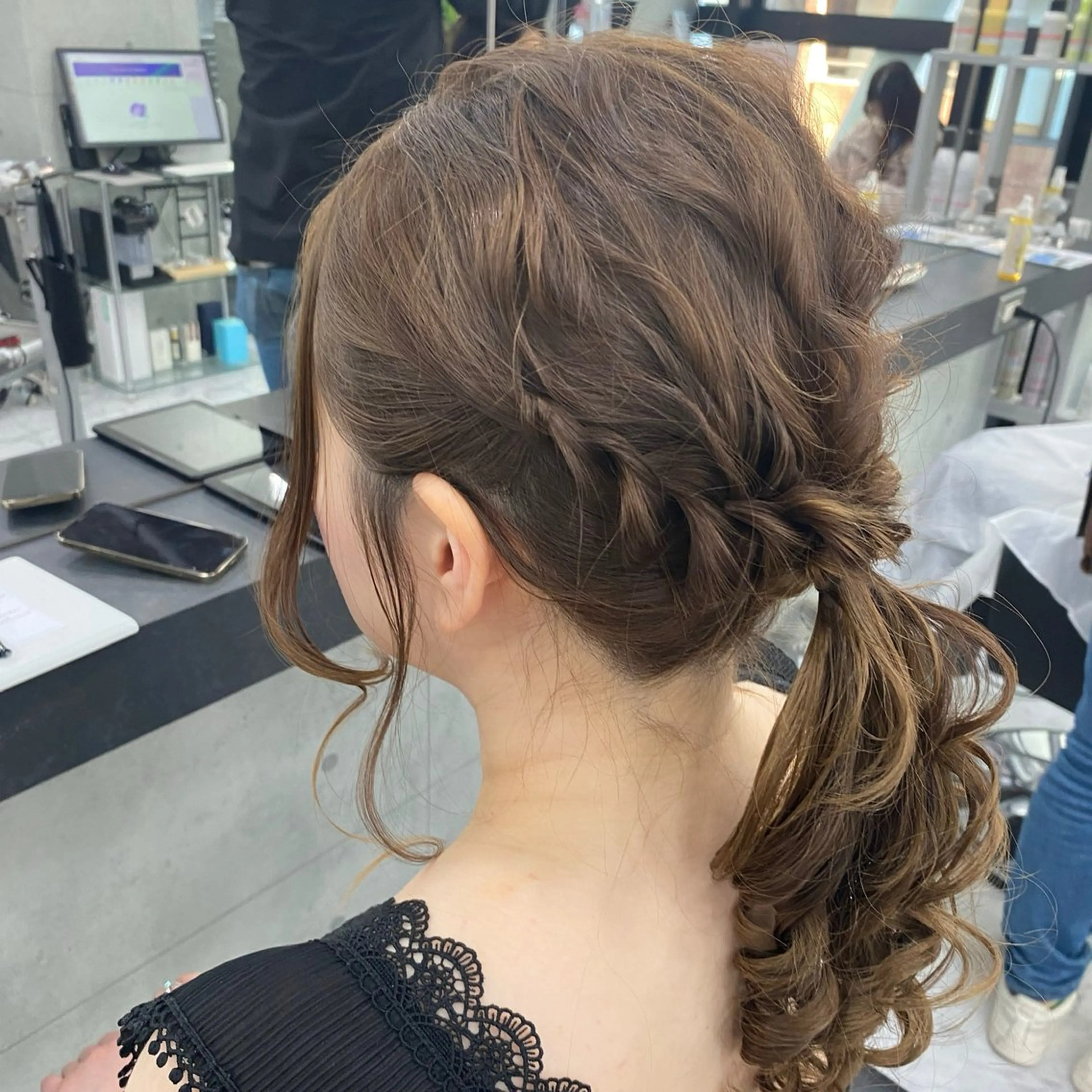 セミロング ヘアアレンジ ヘアセット Endearing所属・Endearing 北澤那未🌟銀座のヘアスタイル