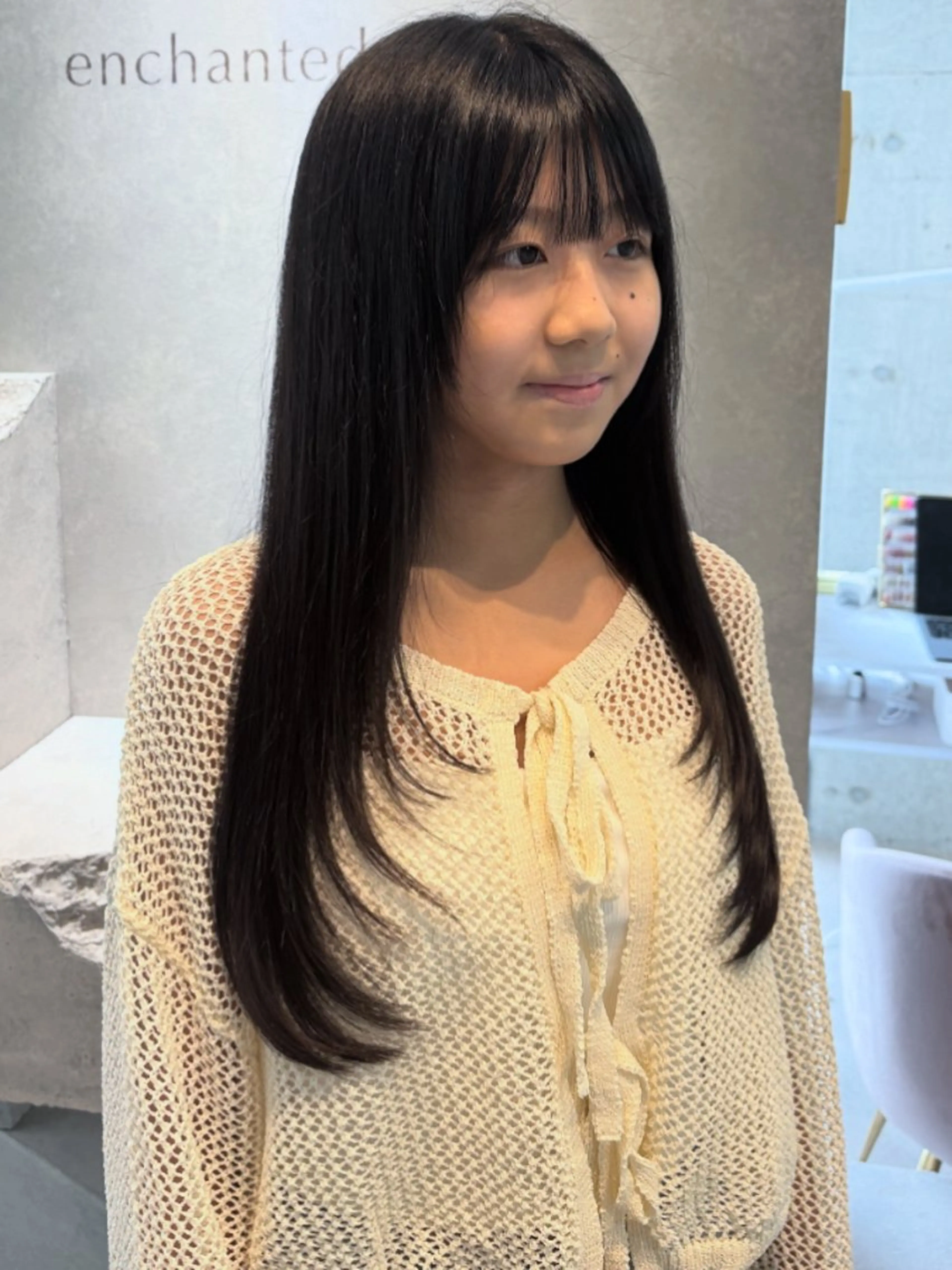 ロング ロングレイヤー レイヤーカット ロング カット トリートメント MASHIRO💎 透明感カラー/カットのヘアスタイル