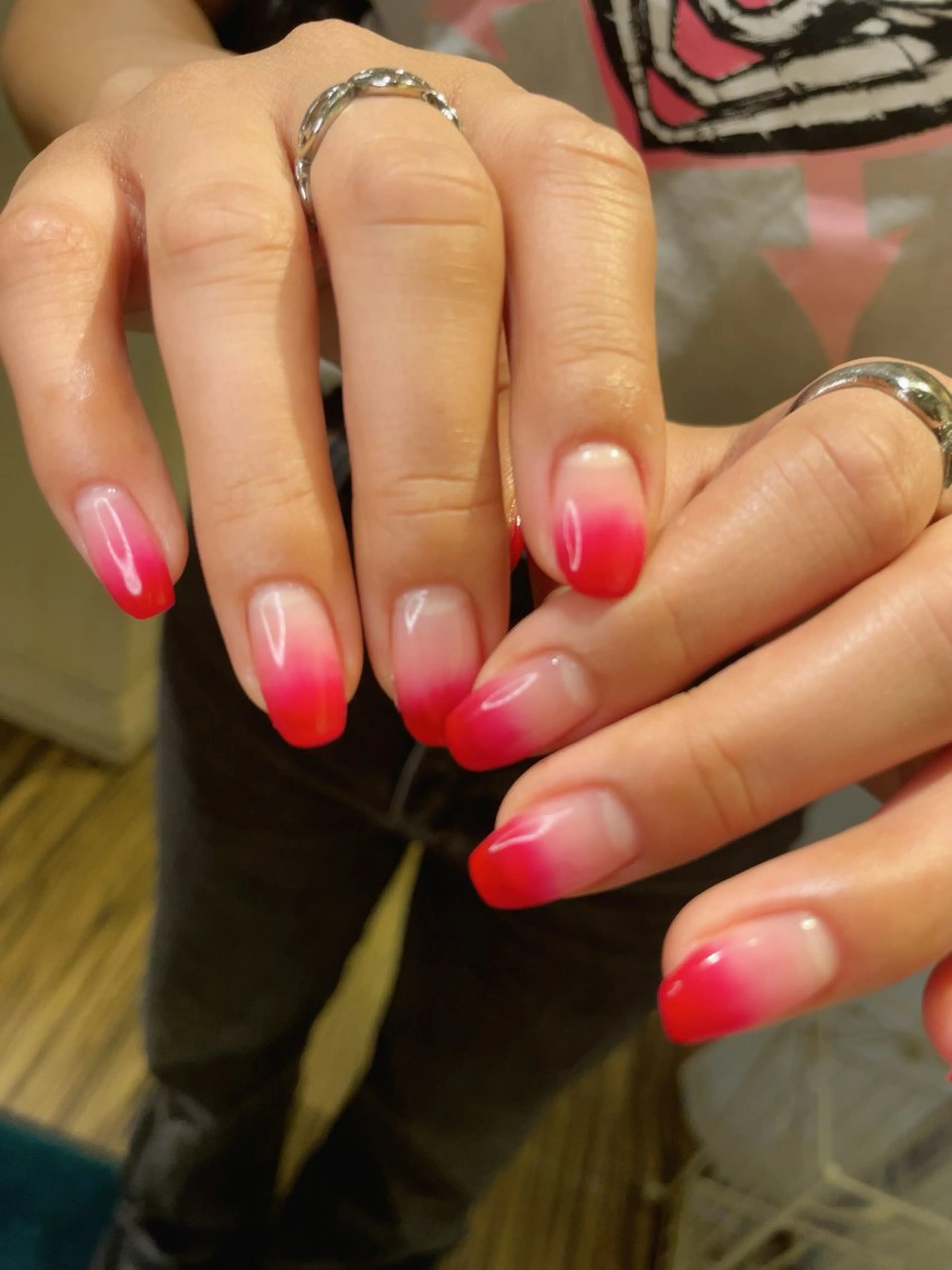 ‪ 𓈒𓏸gradation nail𓈒𓏸《オフ込》の写真