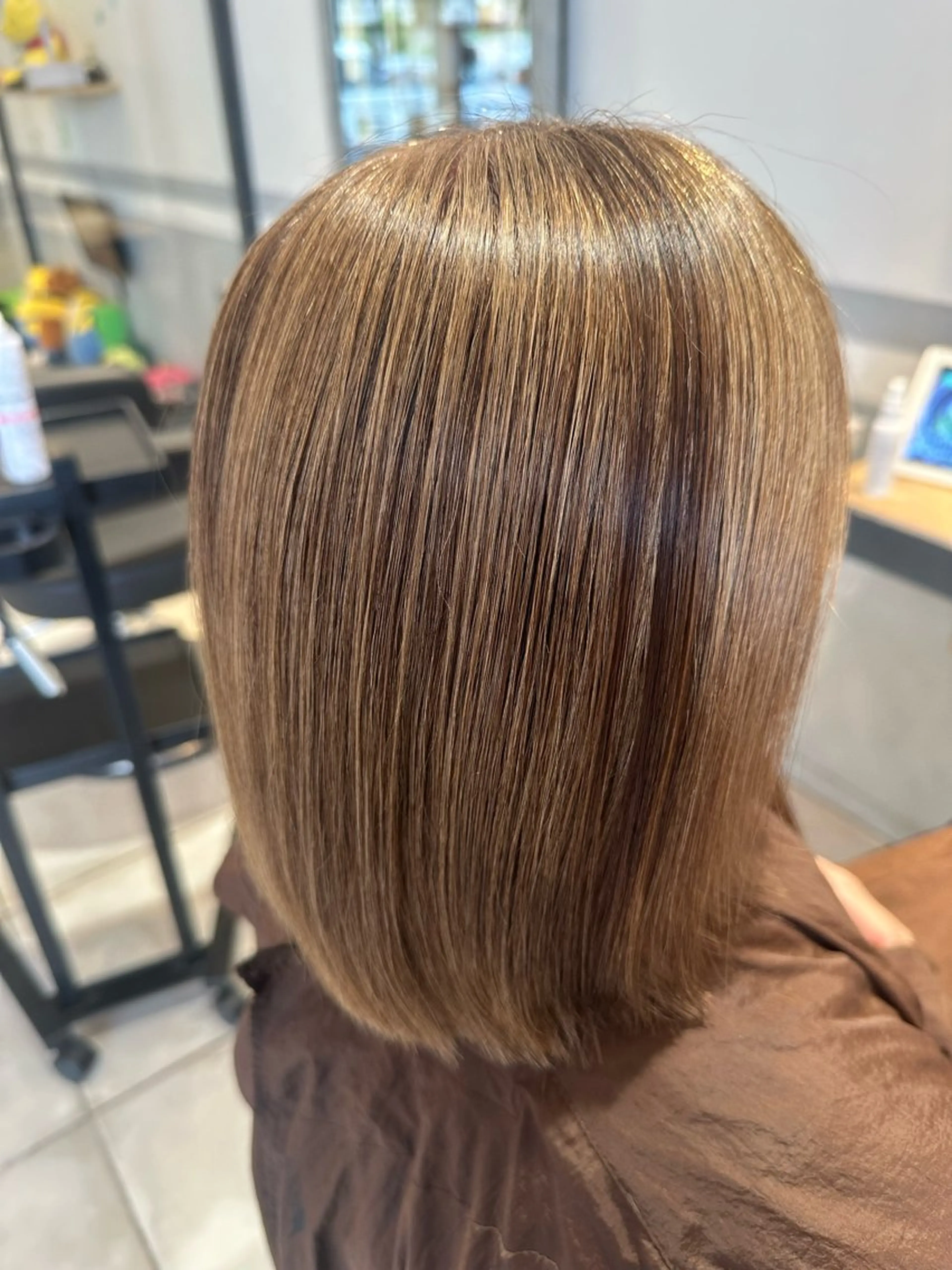 ミディアム 縮毛矯正 フクイ ミユのヘアスタイル