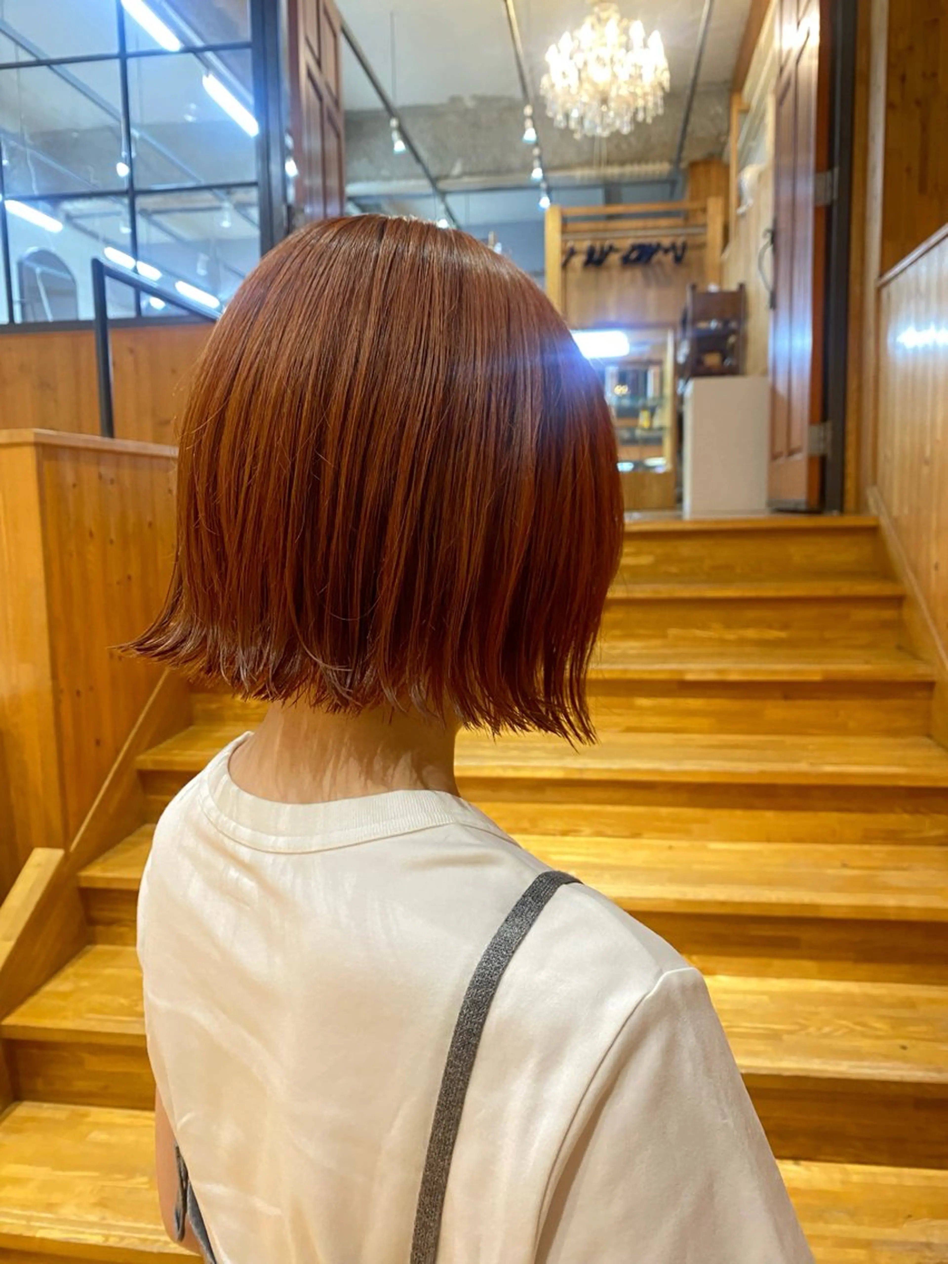ショート カラー ブリーチ ブラウンカラー ブリーチなしカラー オレンジ オレンジブラウン カット ヘアカラー THE DOTS【ザ ドッツ】所属・C H I H A R Uのヘアスタイル