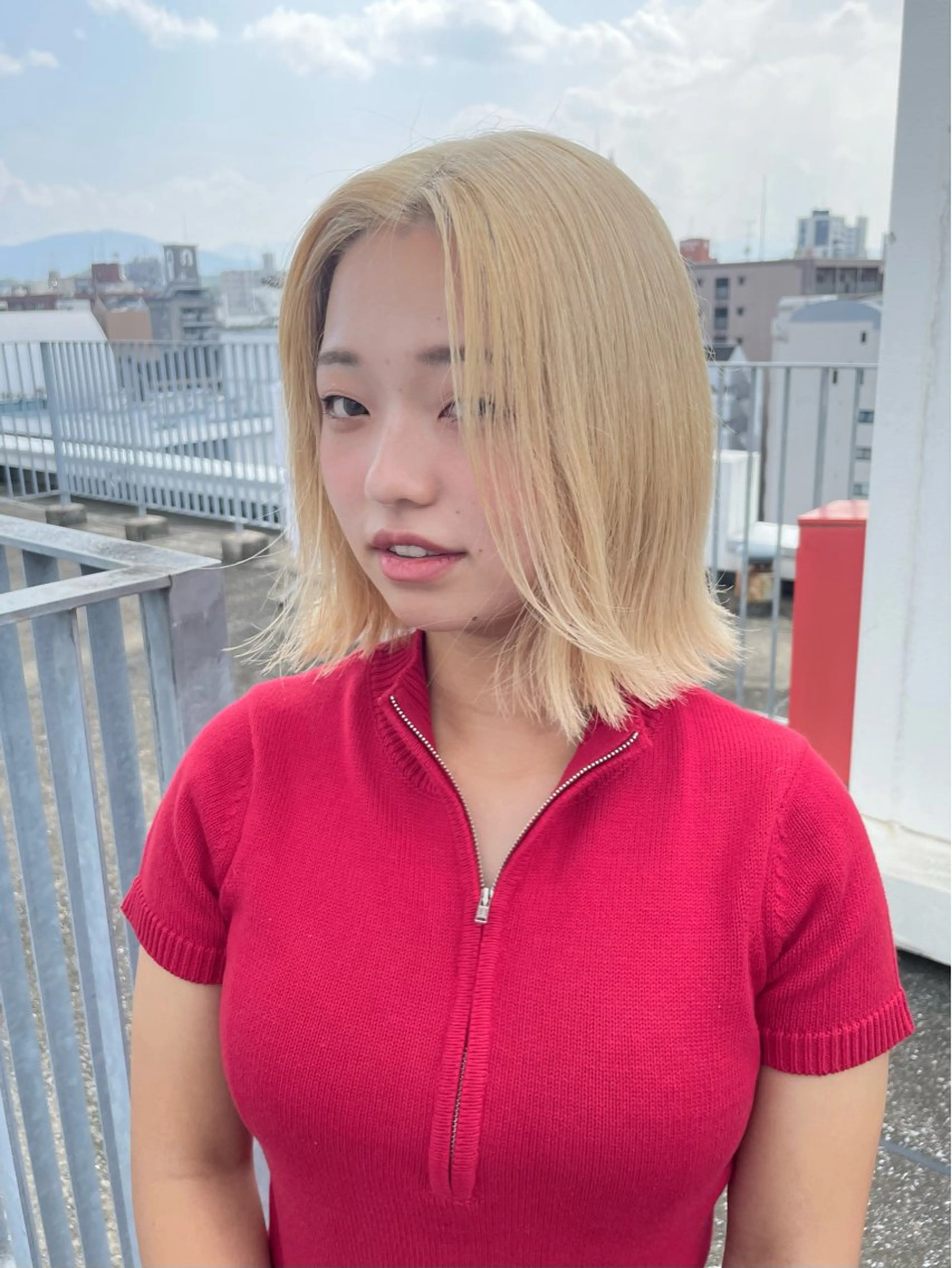 ミディアム カラー ブロンド lani hair salon所属・SHOTO ハイトー ン/デザインカラーのヘアスタイル