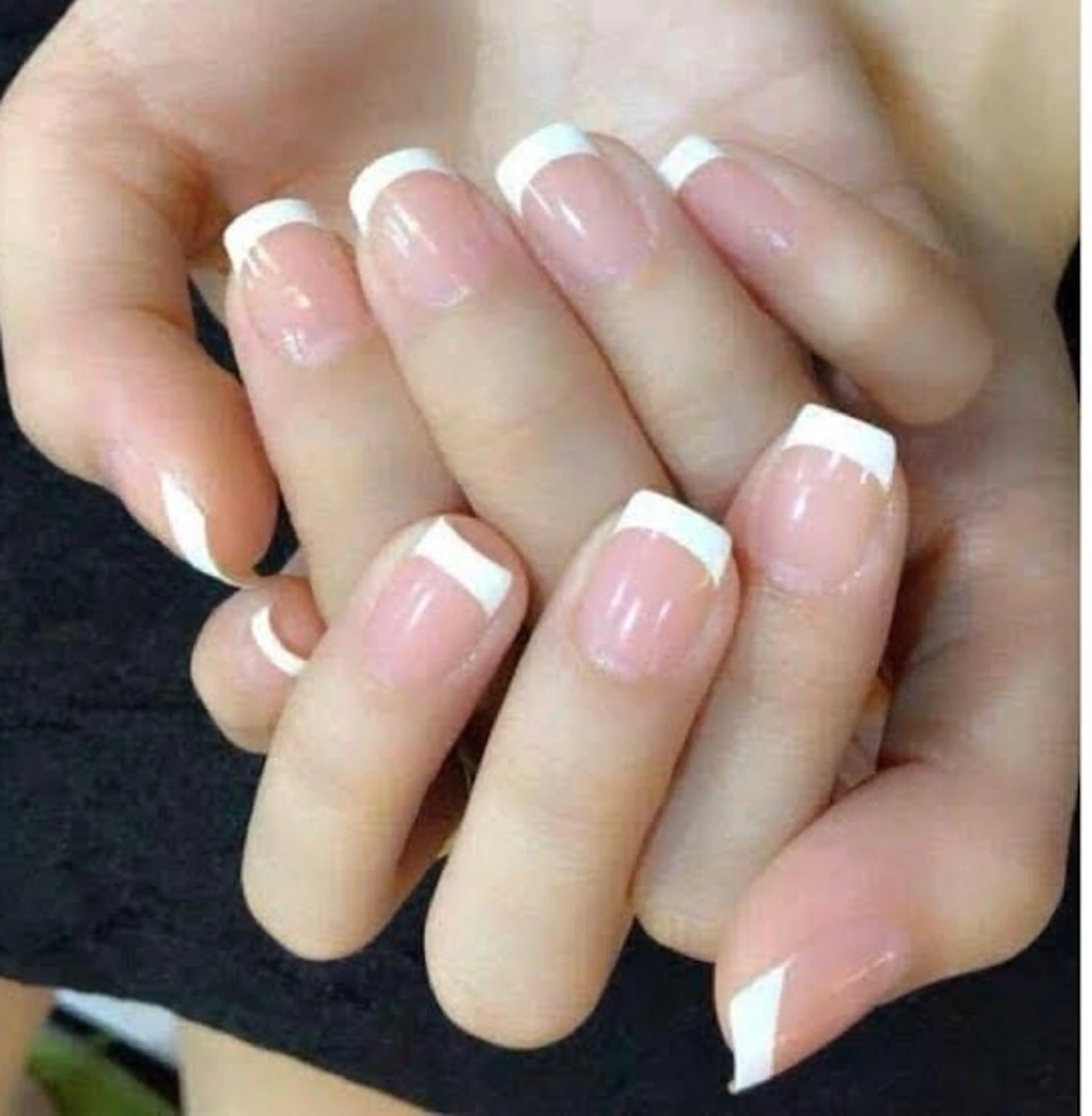 フレンチネイルの写真