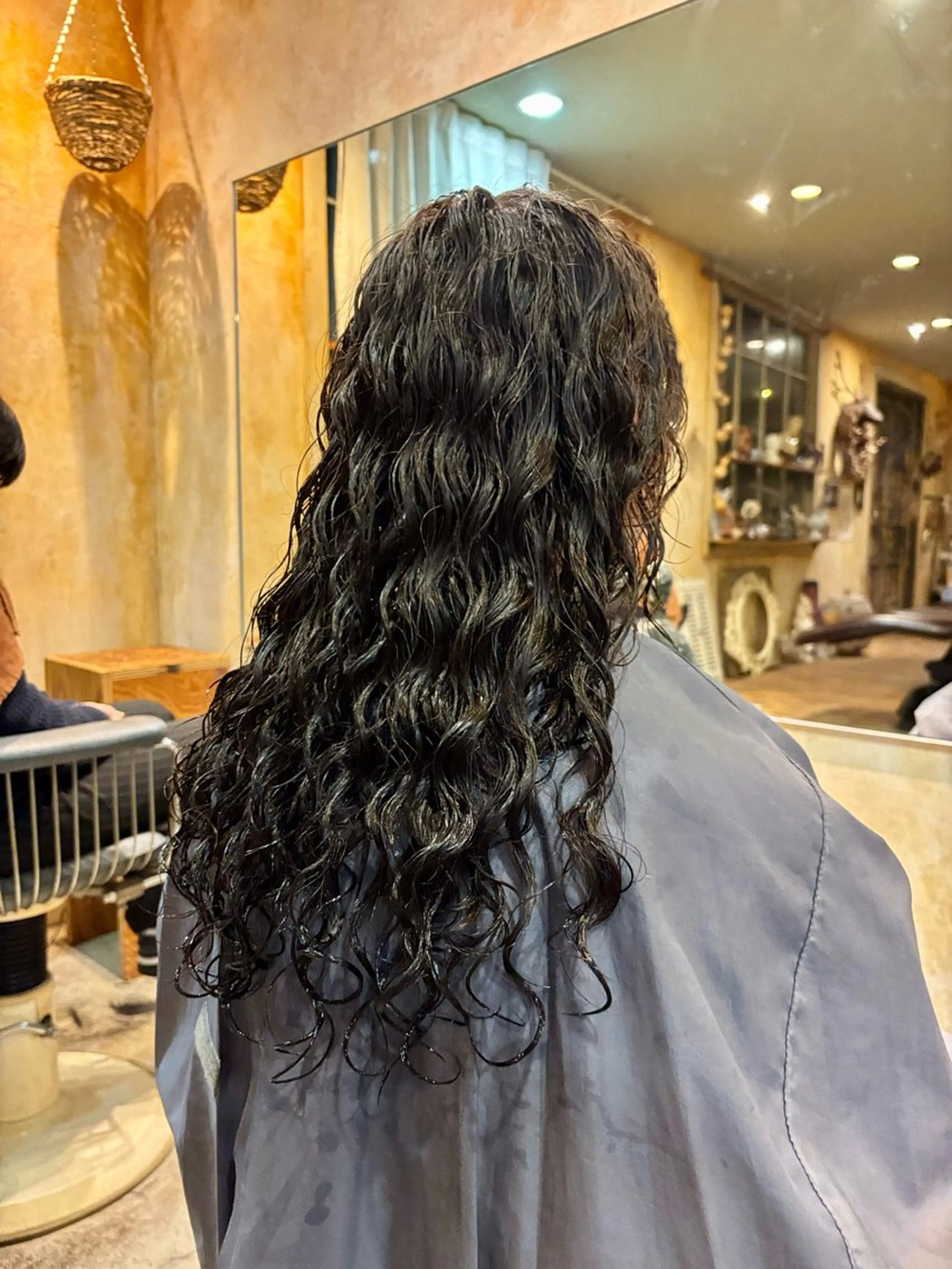 ロング パーマ iki所属・パーマstyle てるてるのヘアスタイル